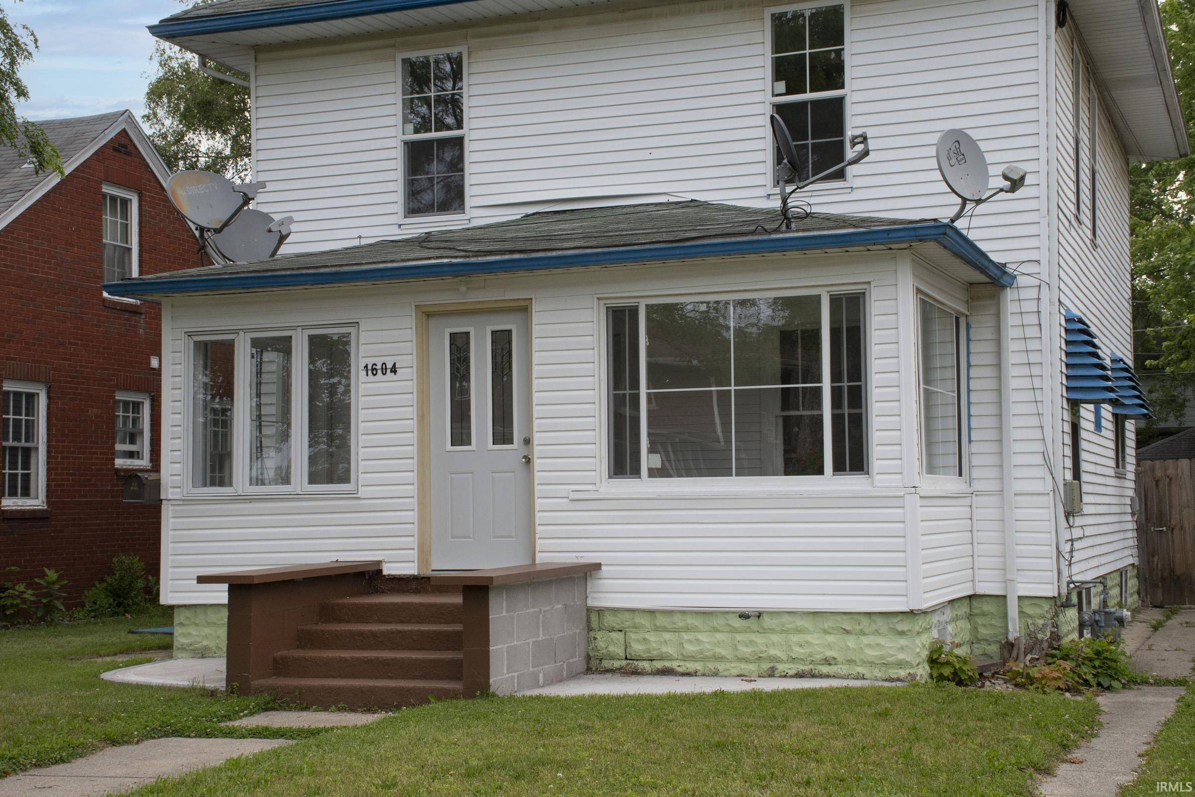 1604 Frances AVE, Elkhart, IN 46516-3438