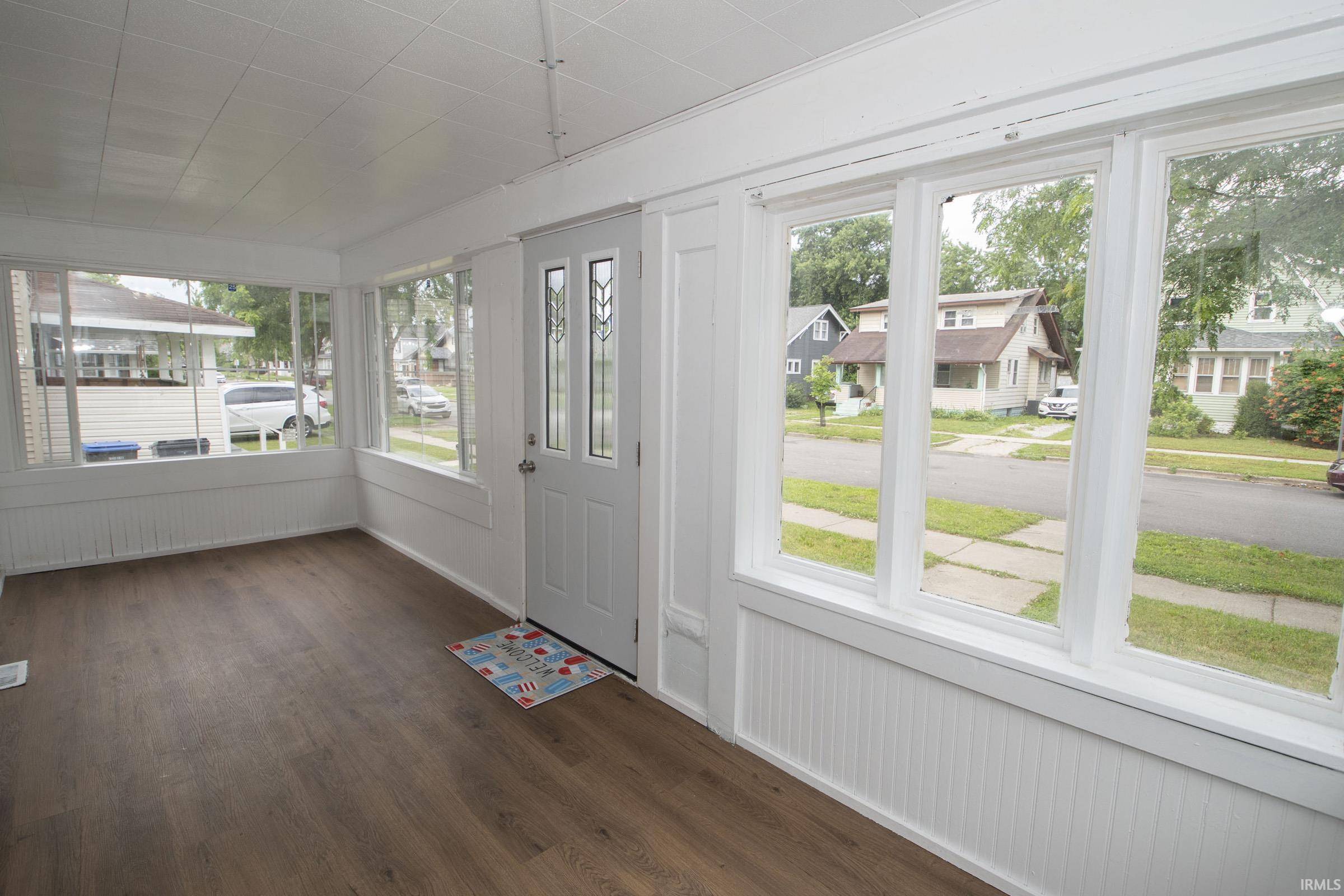 1604 Frances AVE, Elkhart, IN 46516-3438