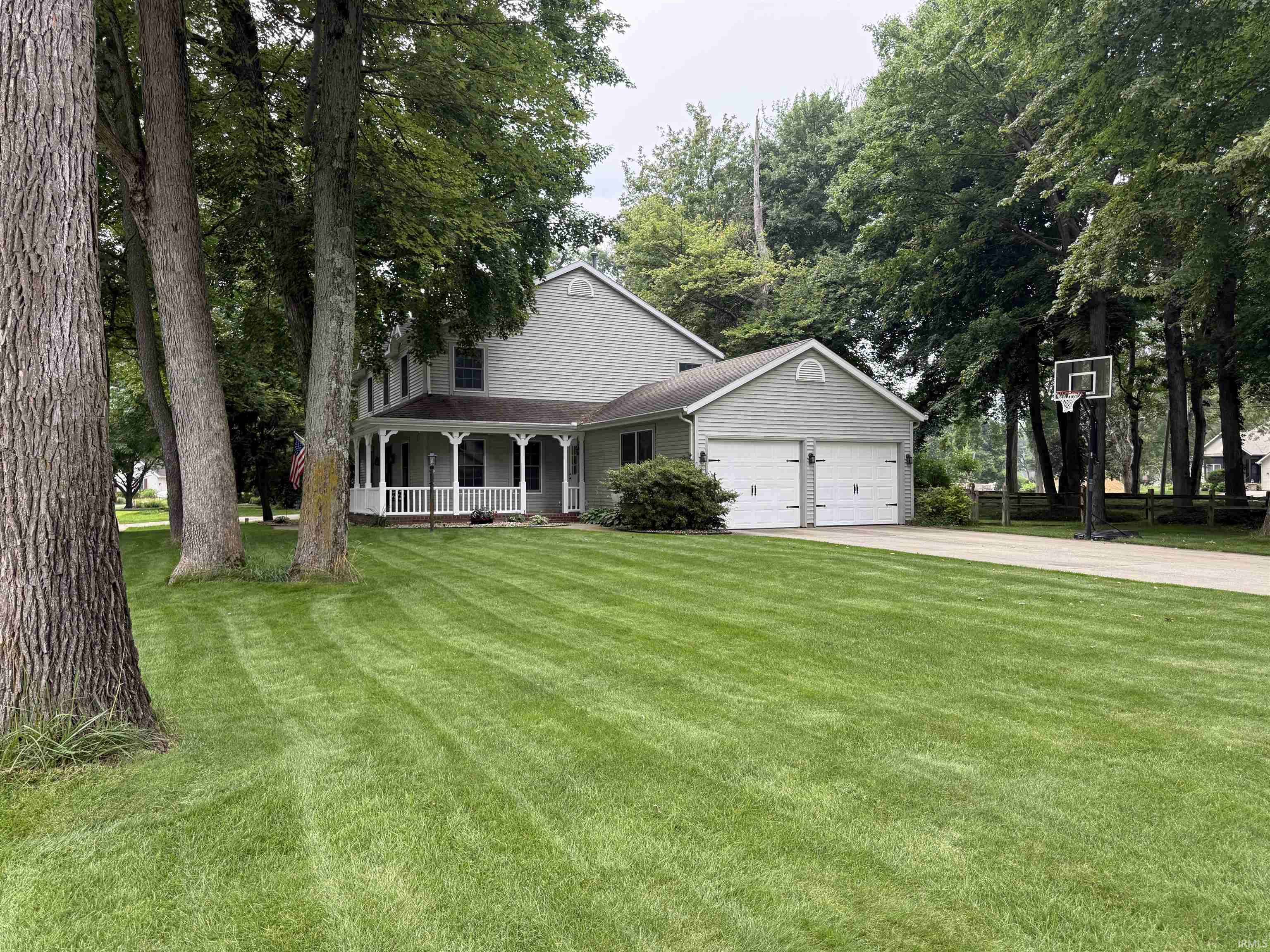 13661 Wood Haven DR, Granger, IN 46530