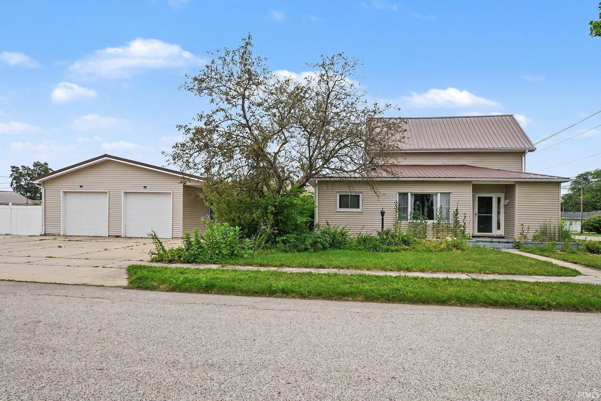 2301 Aurora AVE, Elkhart, IN 46517