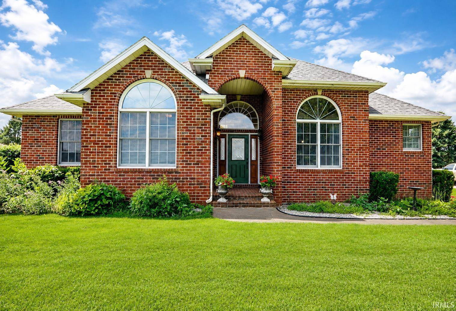 51529 Primrose RD, South Bend, IN 46628