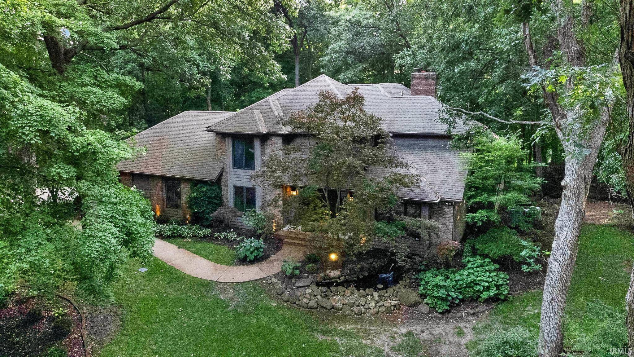 55961 Dana DR, Bristol, IN 46507-9512
