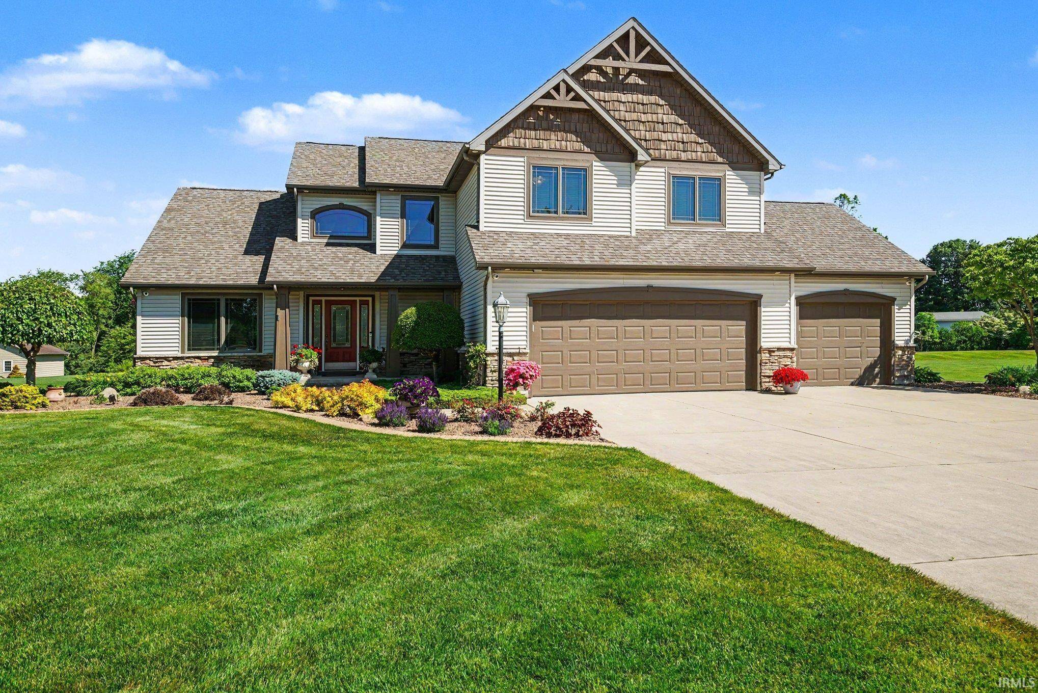 30081 Quail Pointe DR, Granger, IN 46530