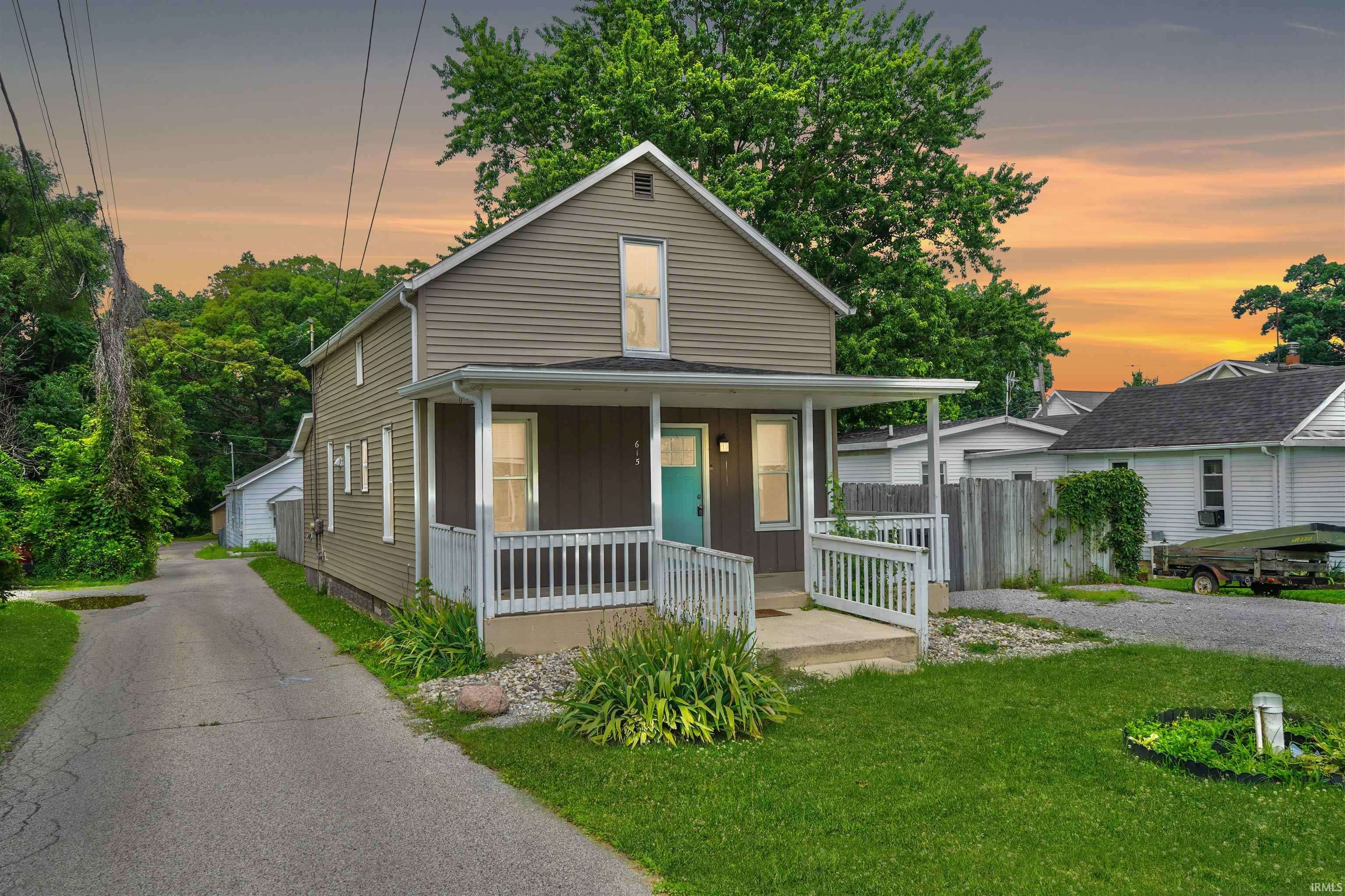 615 Oldfather ST, Warsaw, IN 46580-2938