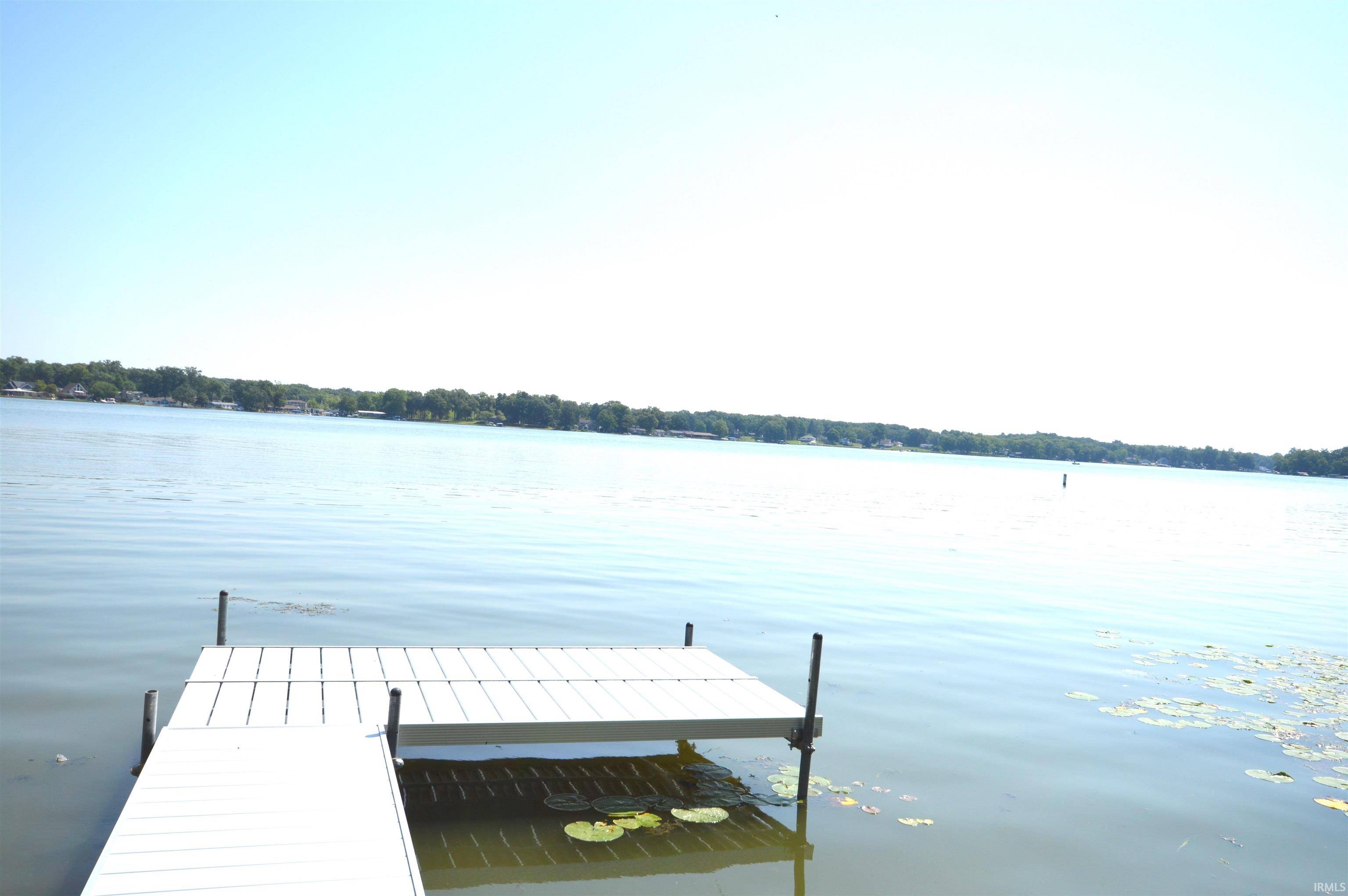 11155 E Pottawatomie TRL, Walkerton, IN 46574