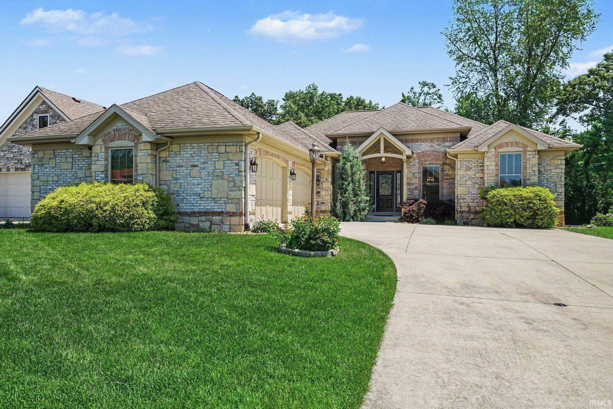 7514 Toscana CT, Granger, IN 46530