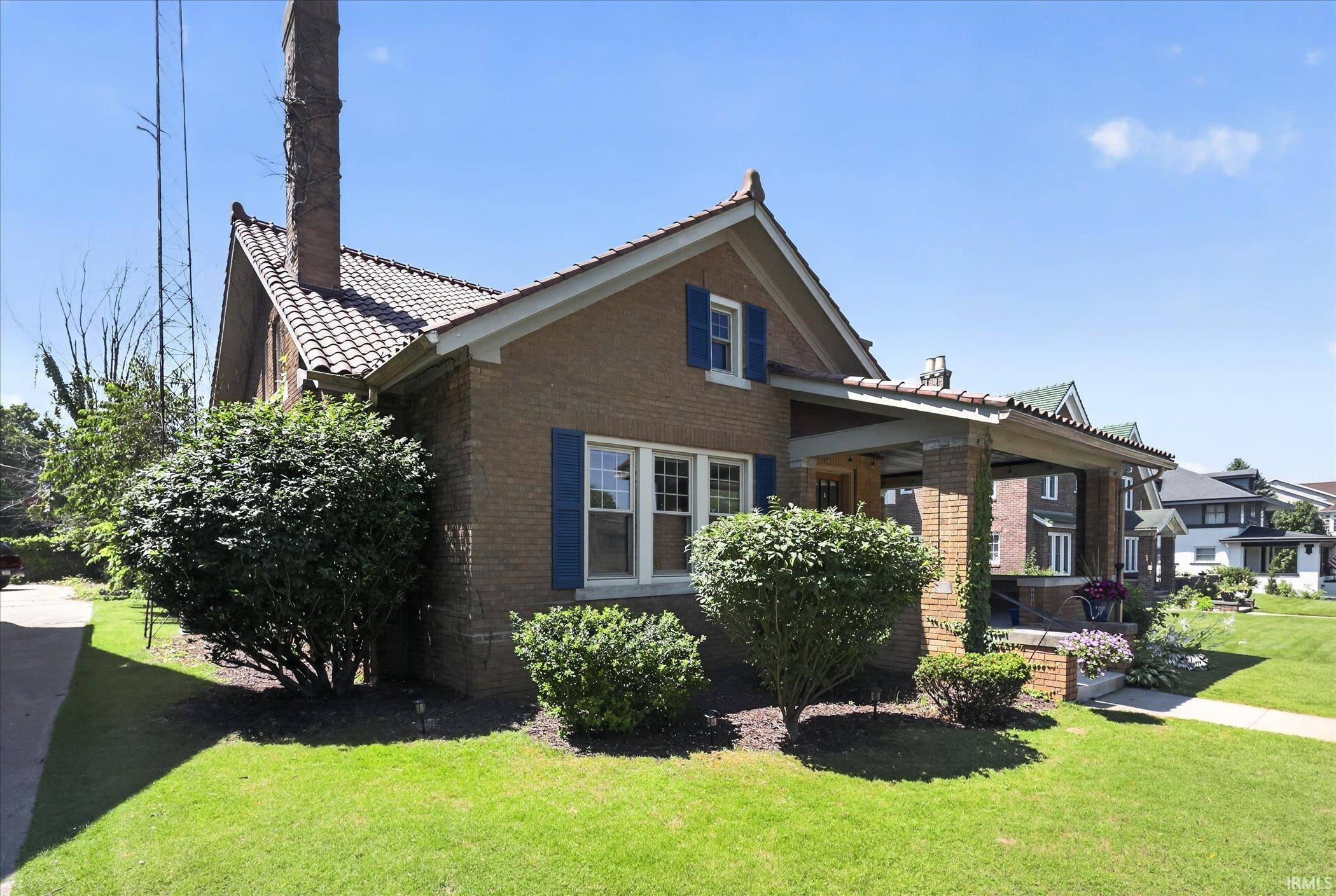 918 E Jefferson BLVD, South Bend, IN 46617
