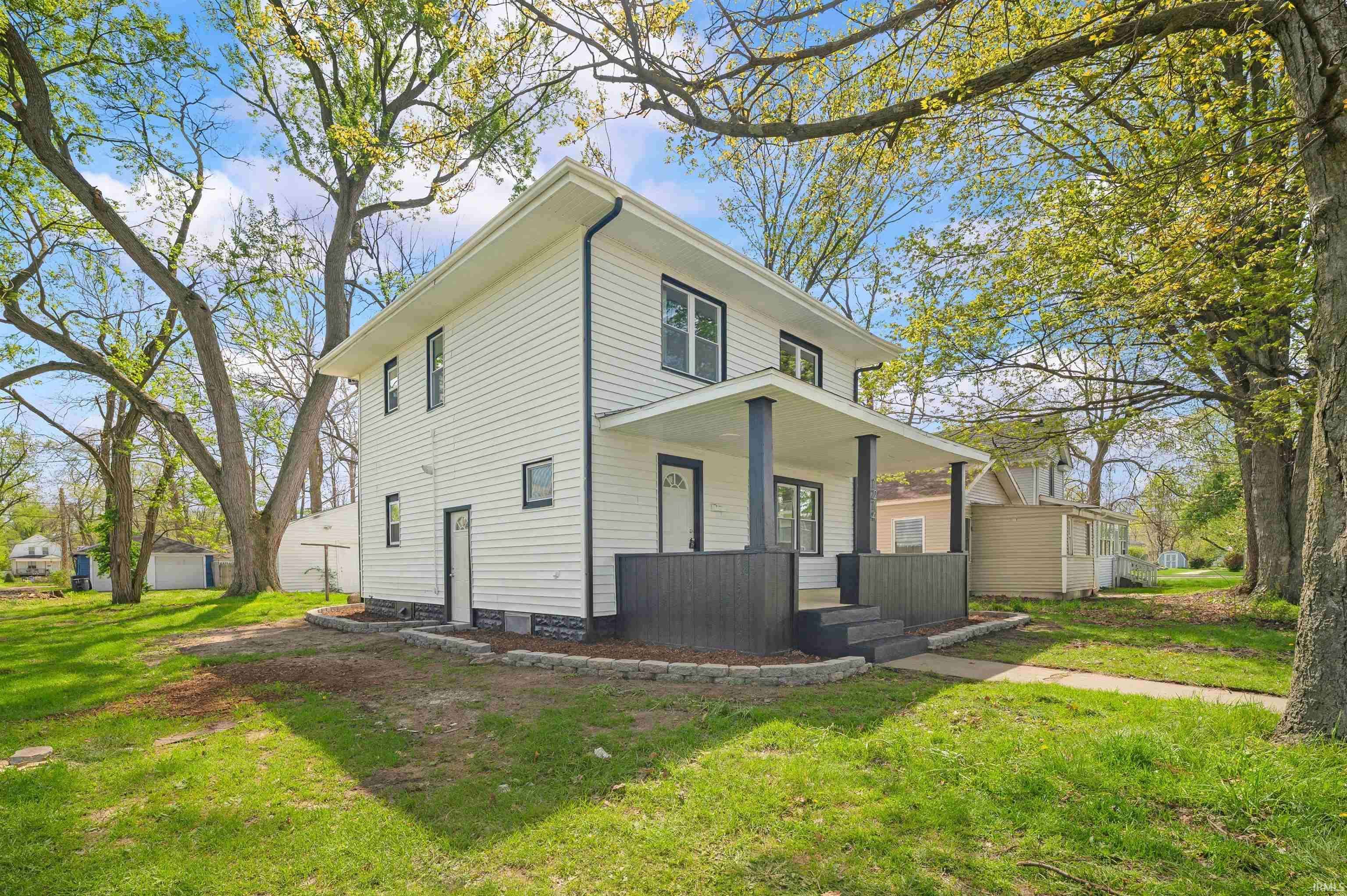 1214 Cedar ST, South Bend, IN 46617