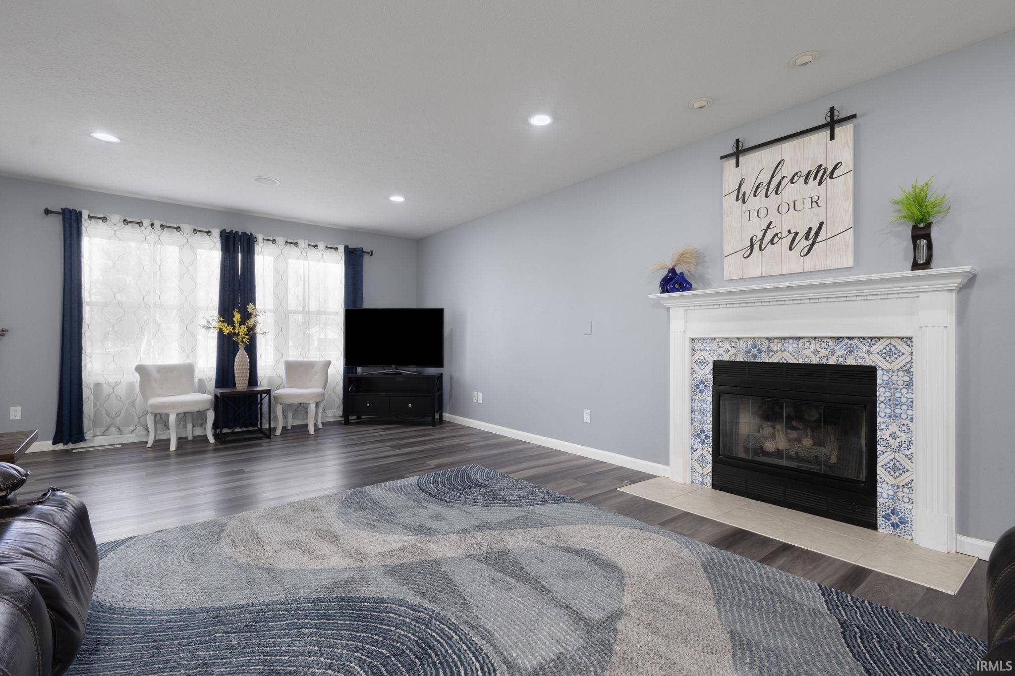 13755 Hearthwood CT, Granger, IN 46530