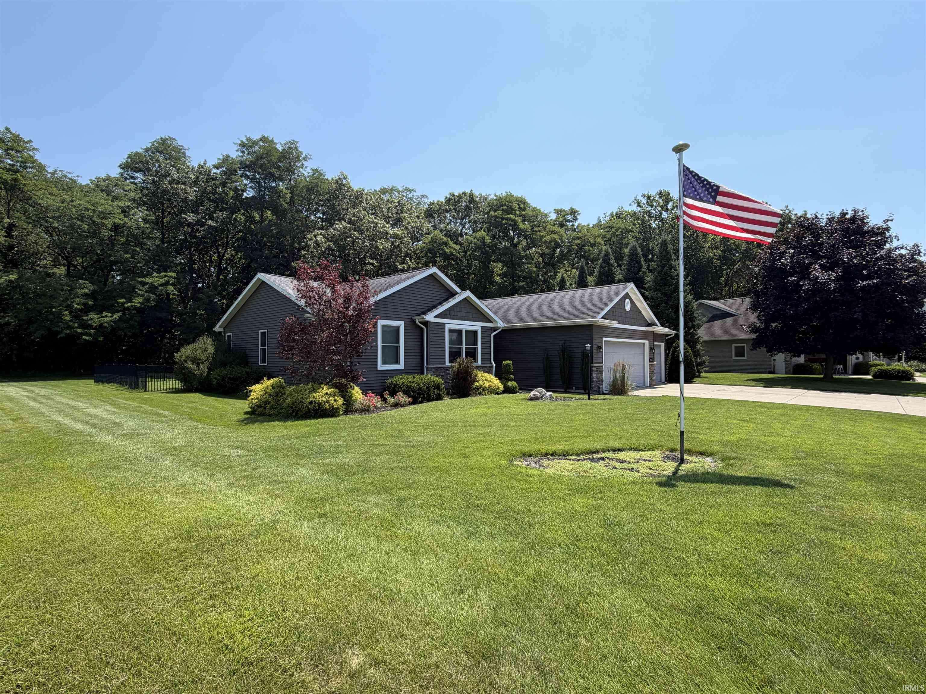 53560 Baltimore Oriole DR, Bristol, IN 46507-9190