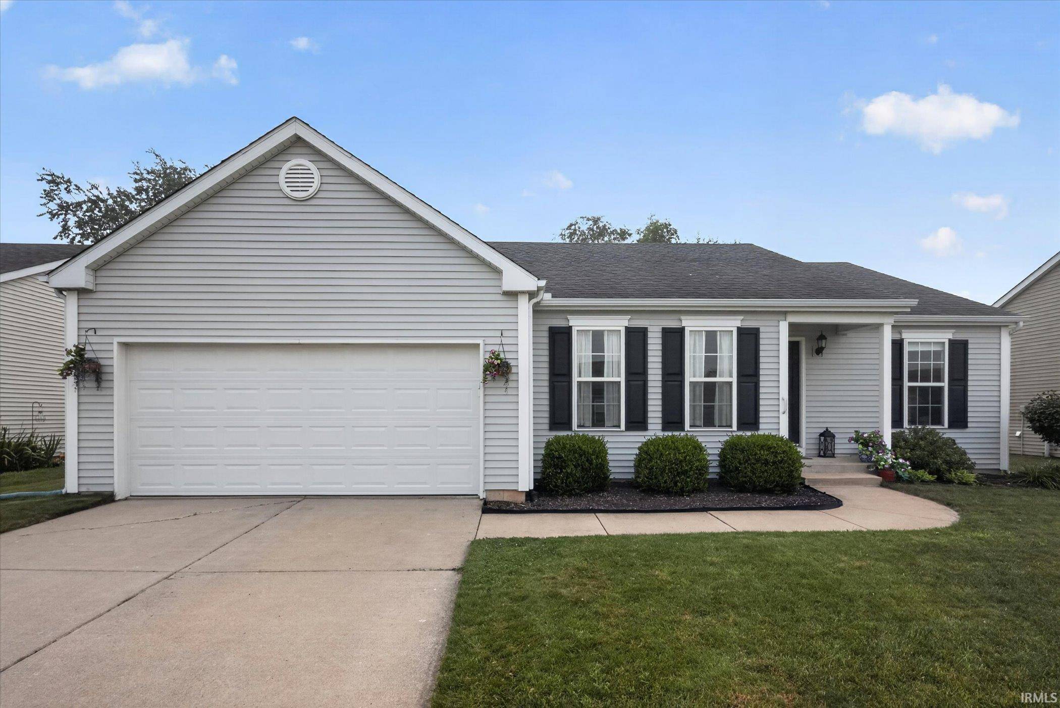 51740 Melwood CT, South Bend, IN 46628-9048