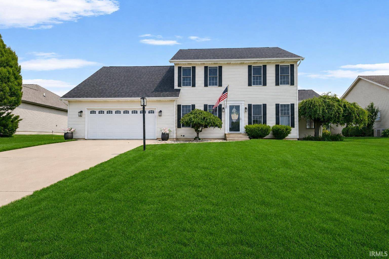 5682 Yellow Wood DR, South Bend, IN 46614