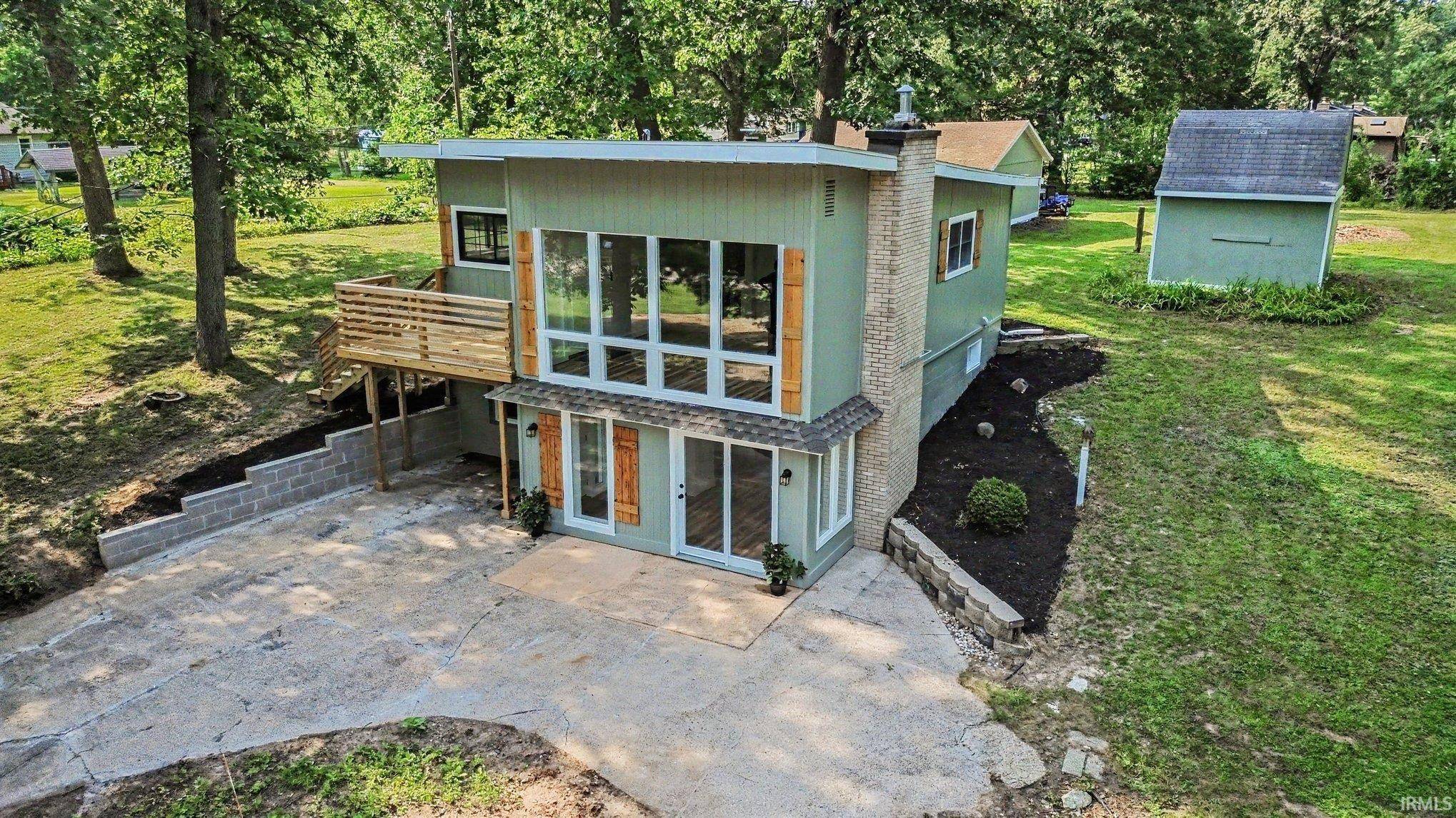 10501 Jefferson RD, Osceola, IN 46561