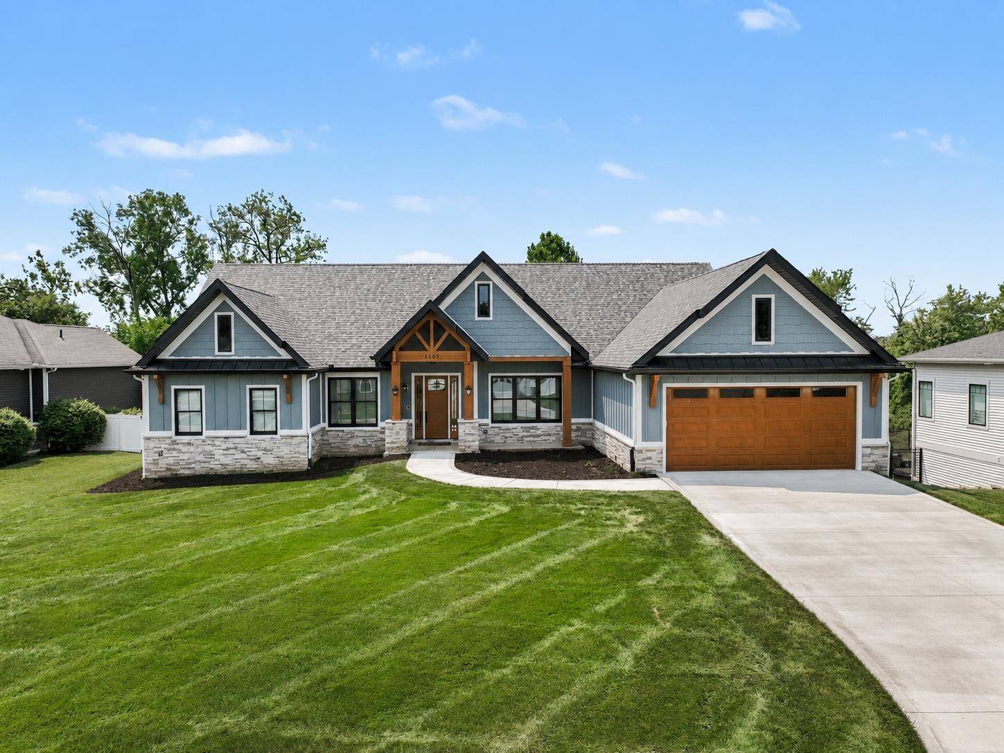 1107 Trossicks TRL, Mishawaka, IN 46545