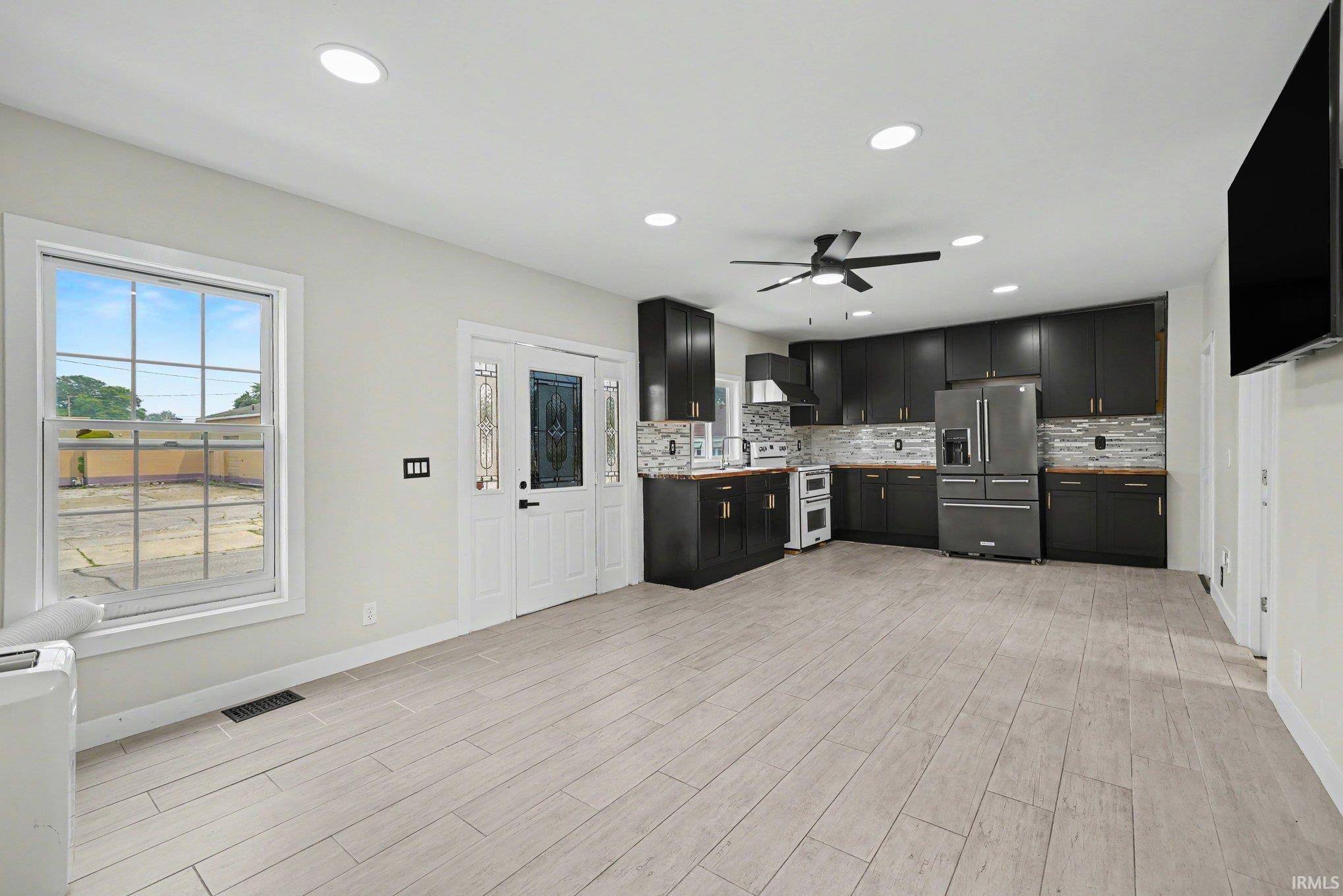 3902 W Western AVE, South Bend, IN 46619