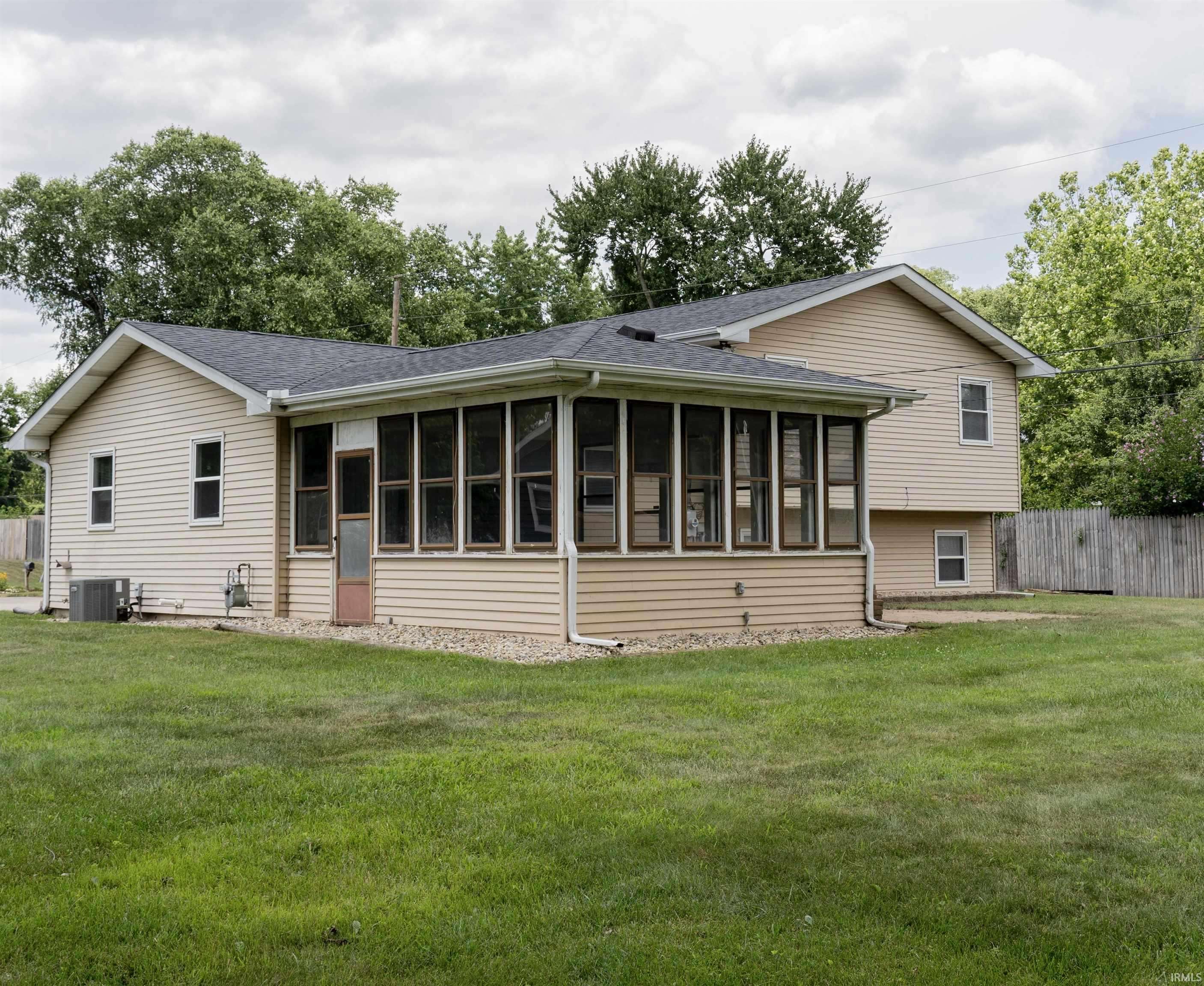 51844 Columbine DR, Granger, IN 46530