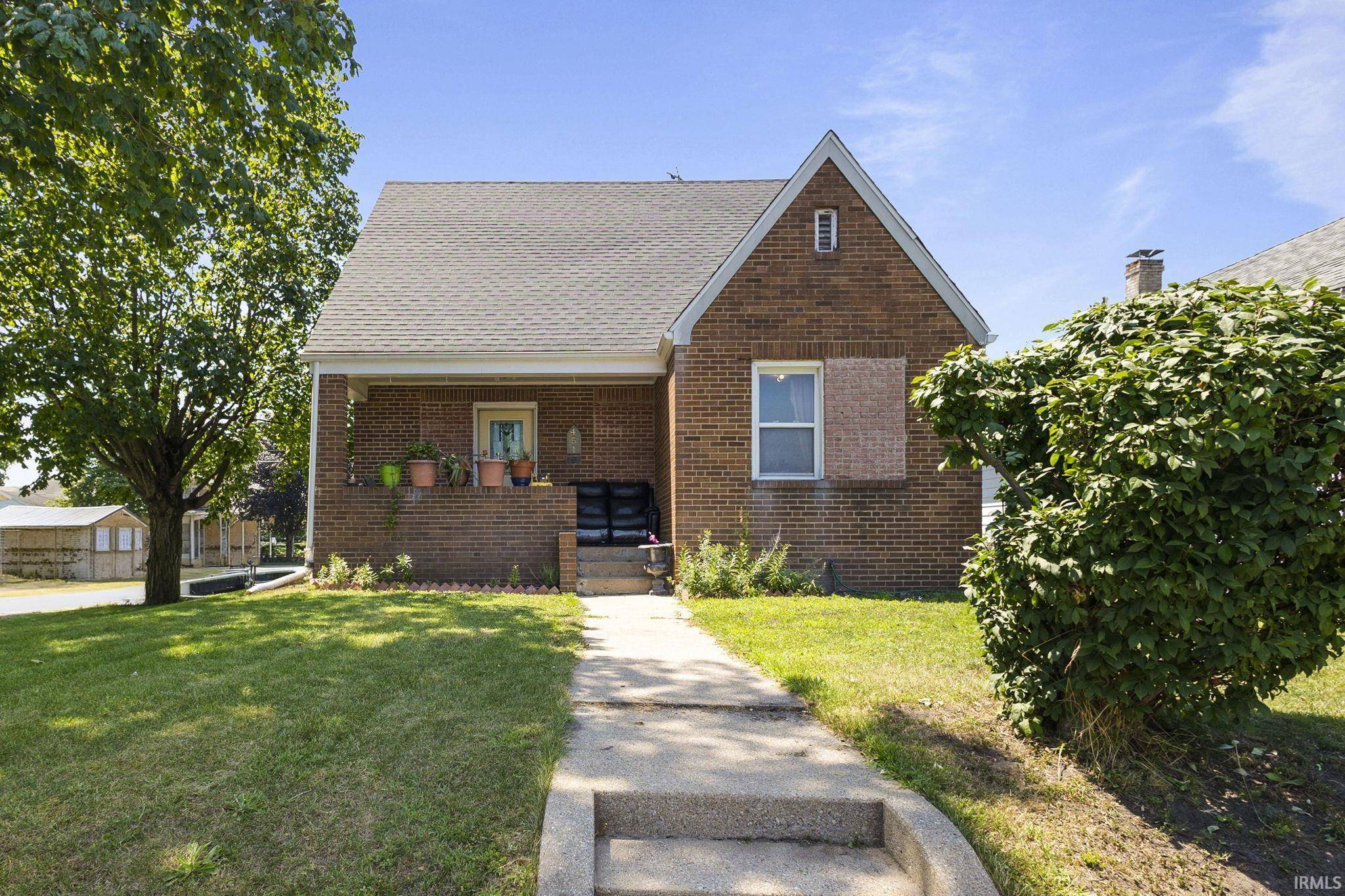 451 S Camden ST, South Bend, IN 46619-3001