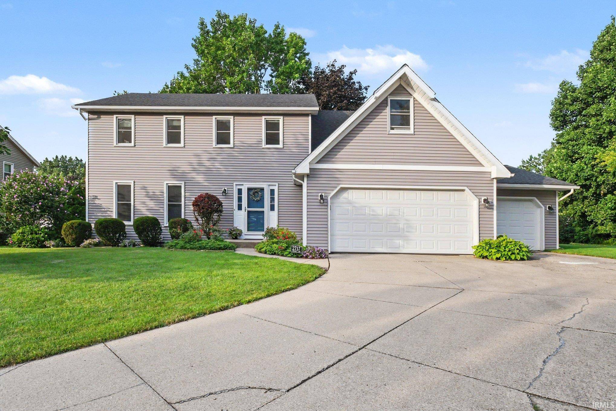 2717 Belknap LN, Mishawaka, IN 46544-6778
