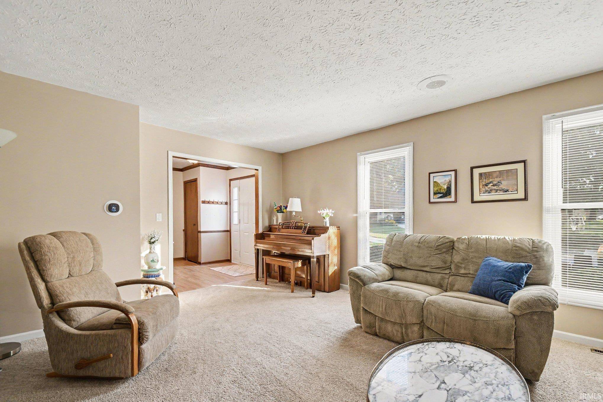 2717 Belknap LN, Mishawaka, IN 46544-6778