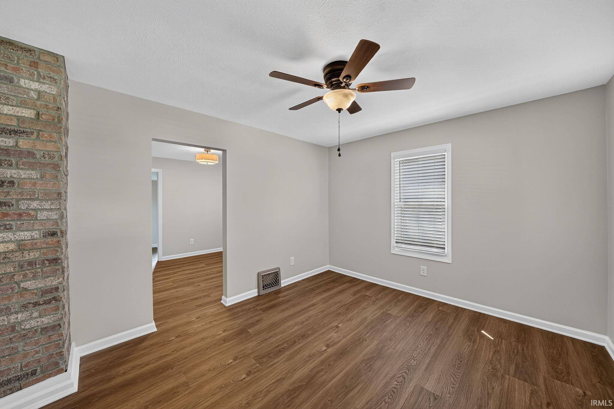 208 George ST, Mishawaka, IN 46544-2654