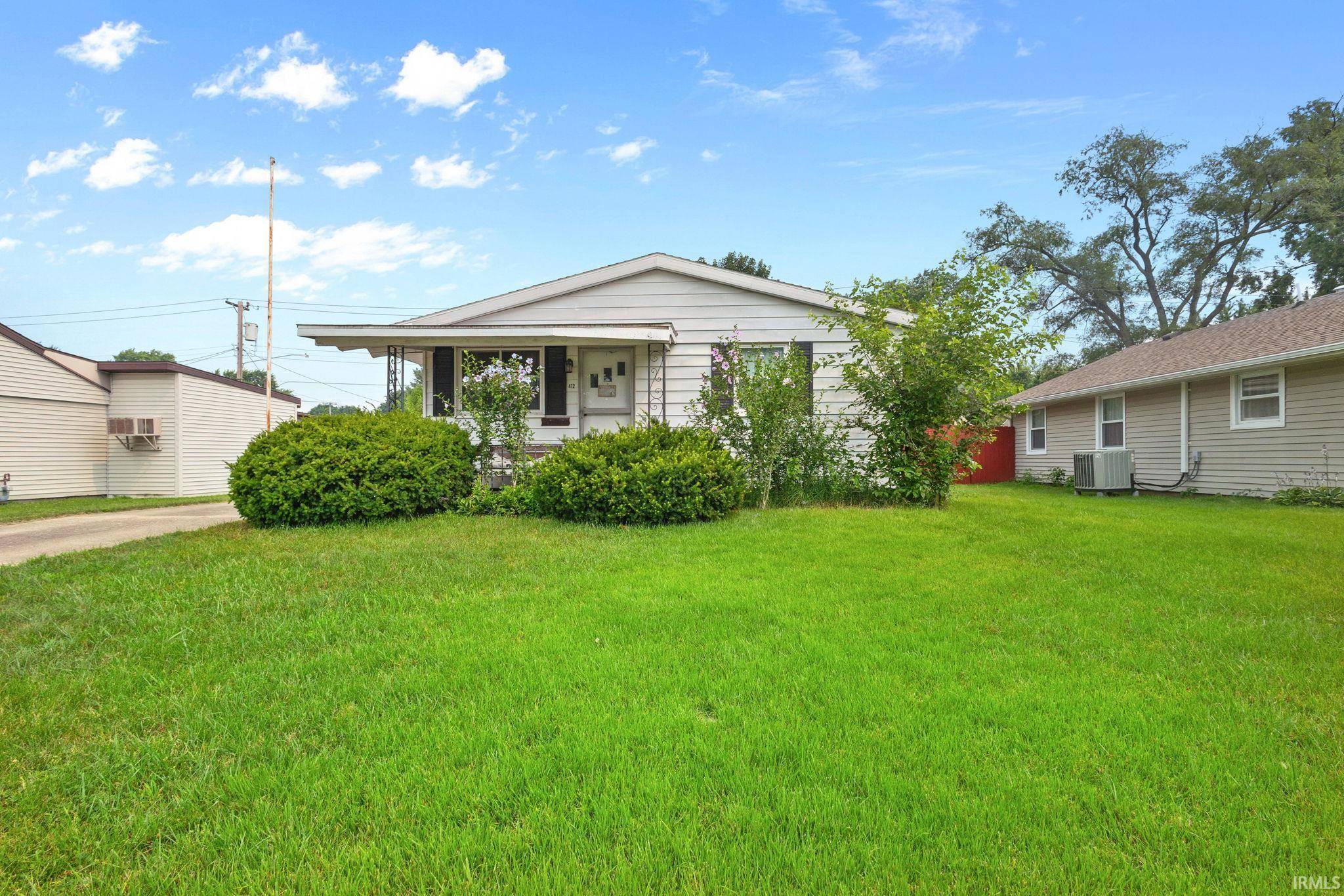 412 E Edgar AVE, Mishawaka, IN 46545-6309
