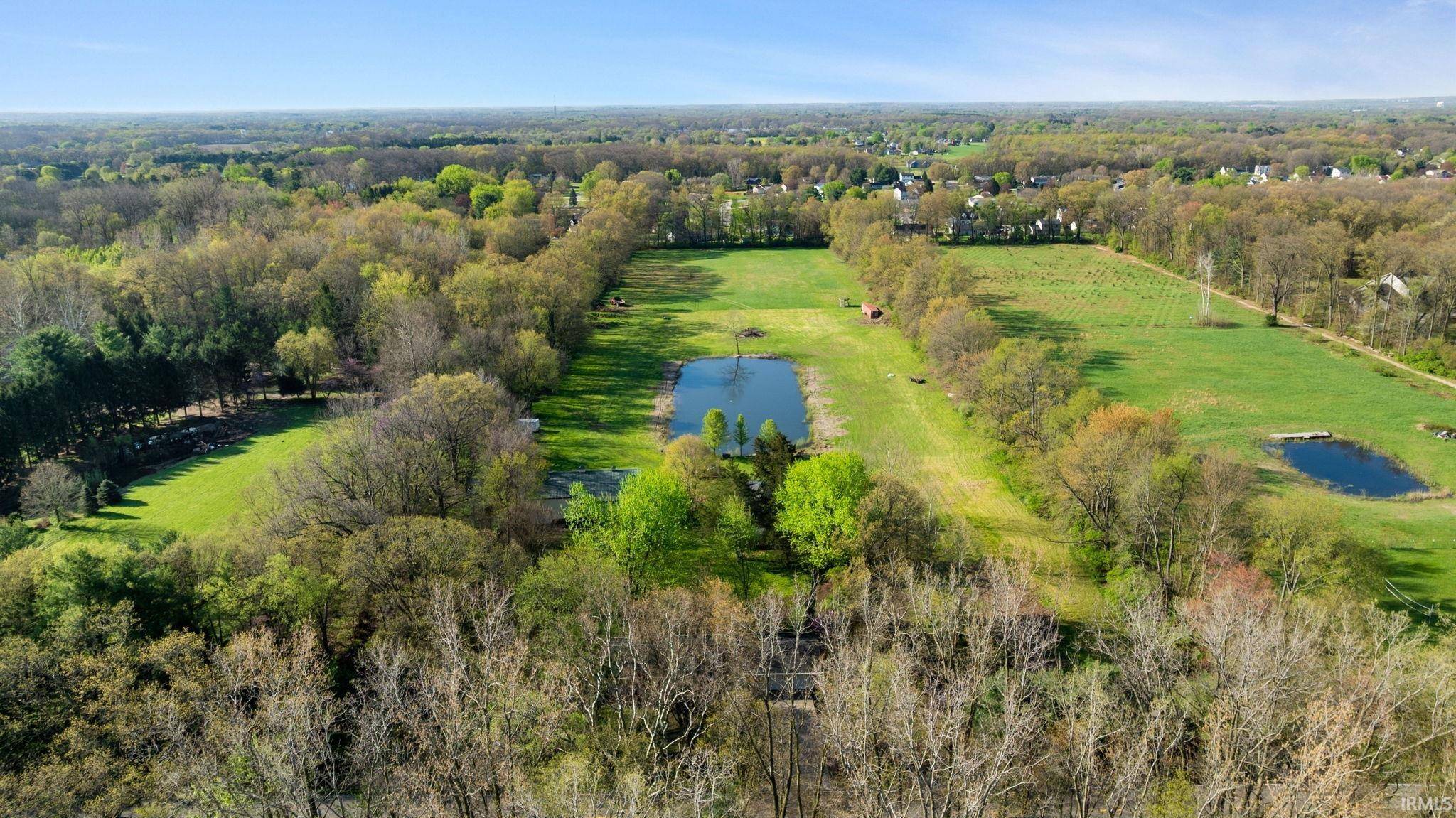 10272 Douglas RD, Osceola, IN 46561-9408