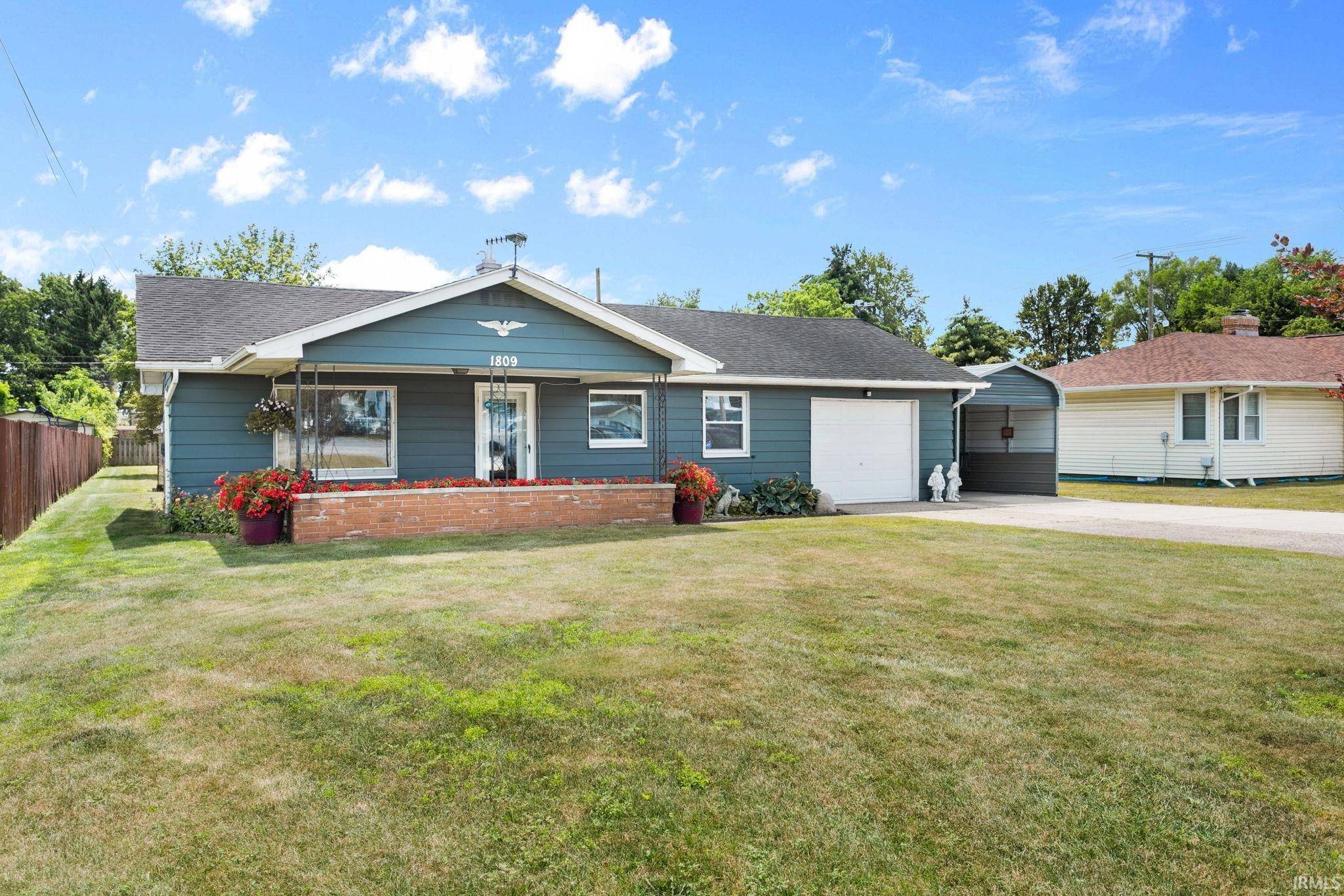 1809 E McKinley AVE, Mishawaka, IN 46545