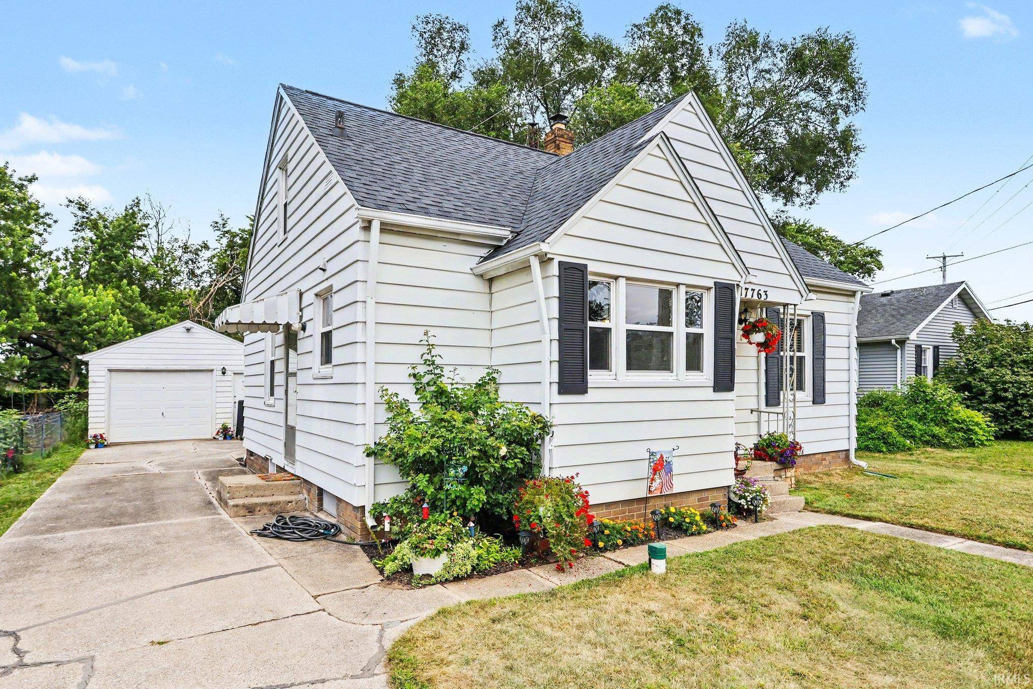17763 State Road 23 ***, South Bend, IN 46635-1752