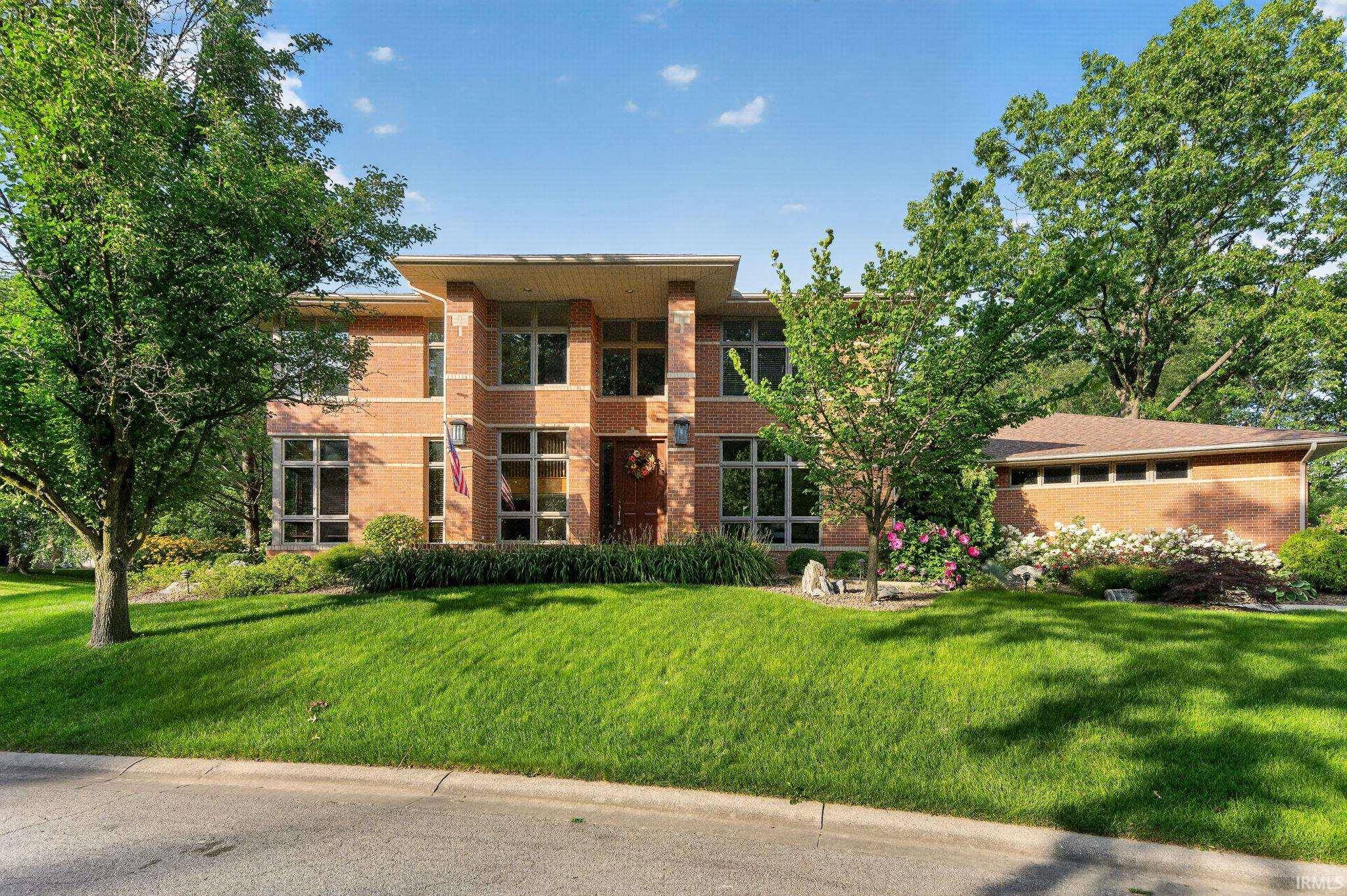 52752 Willow Bend DR, Granger, IN 46530
