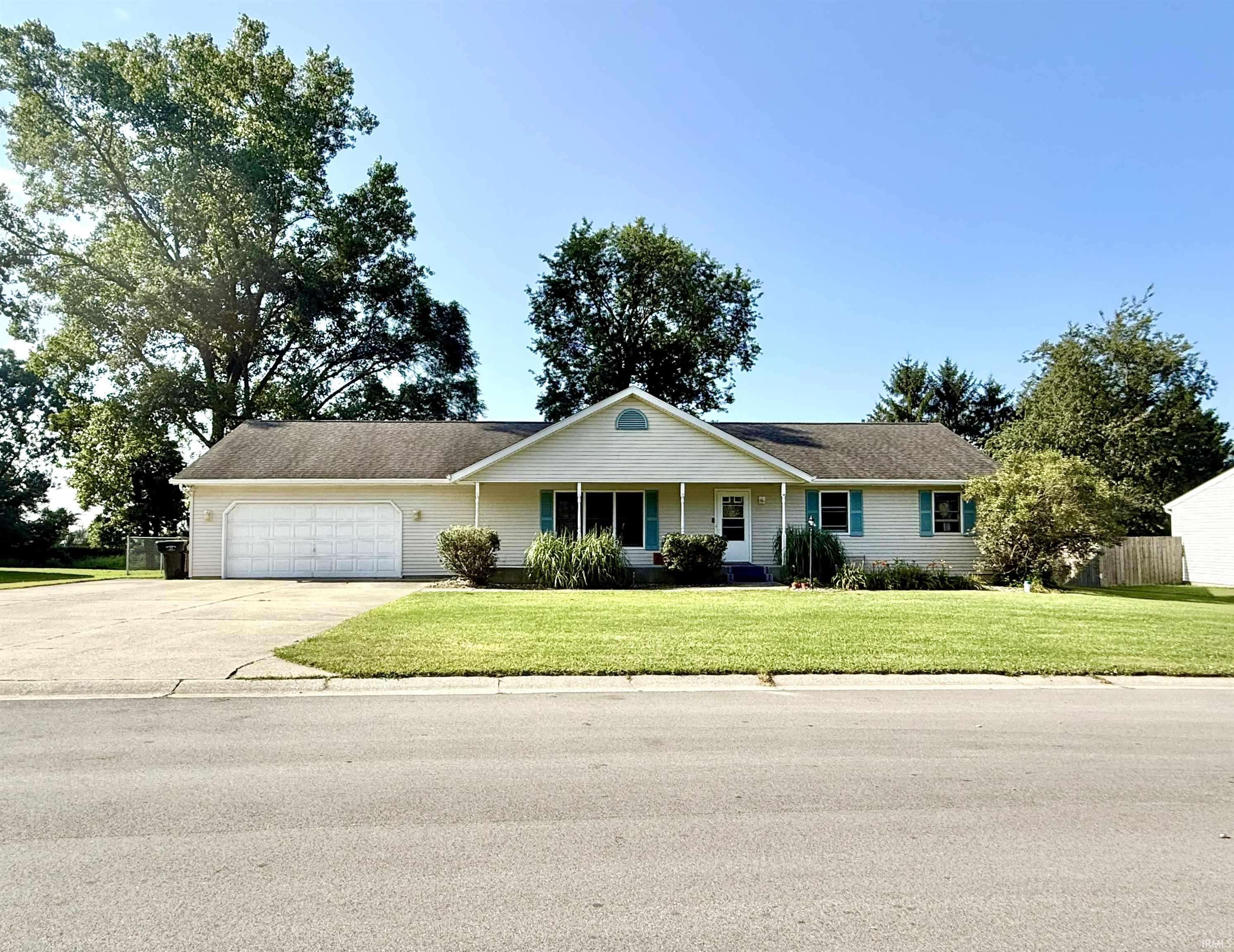 12390 Campfire DR, Granger, IN 46530