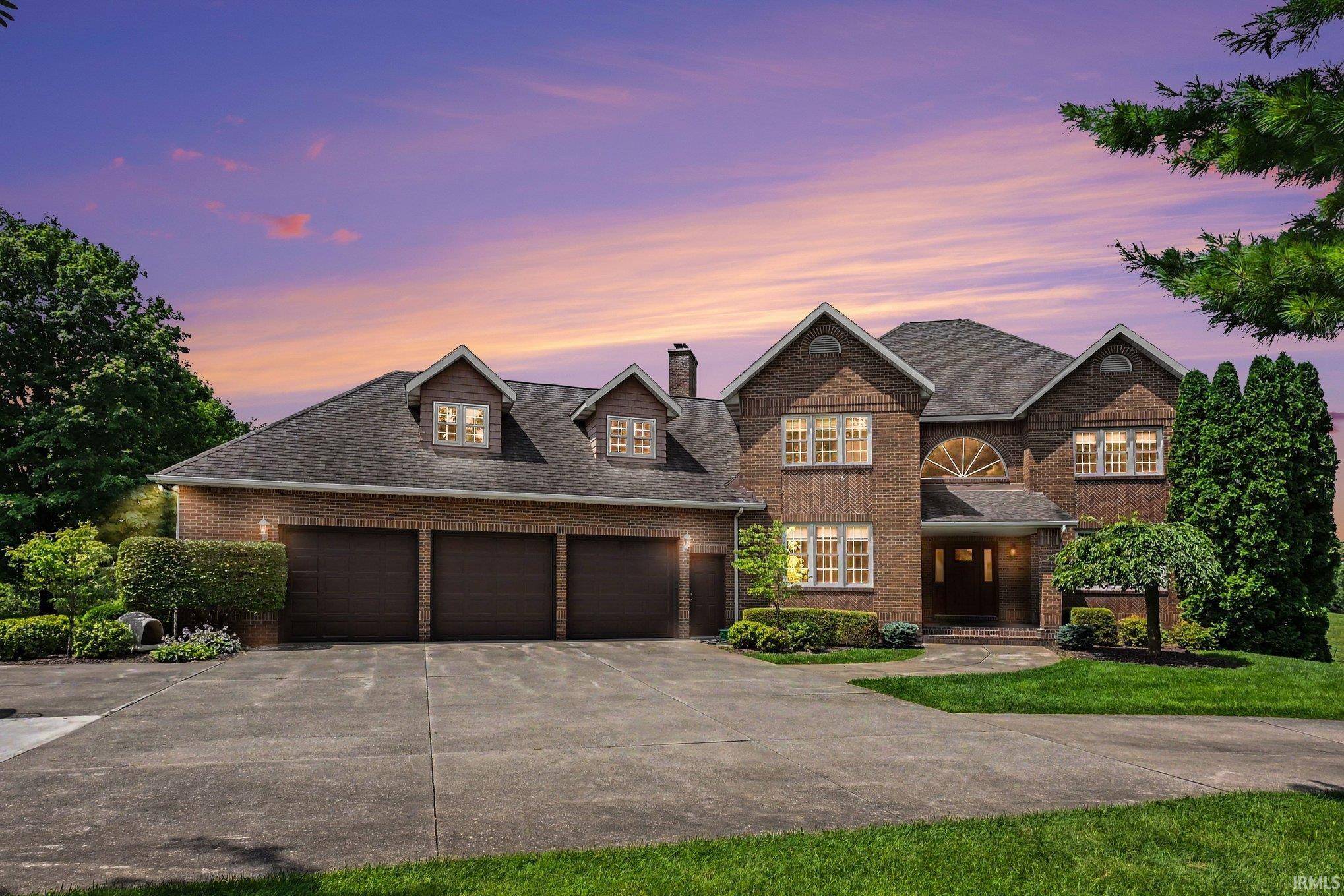 54671 Colonial Ridge DR, Bristol, IN 46507