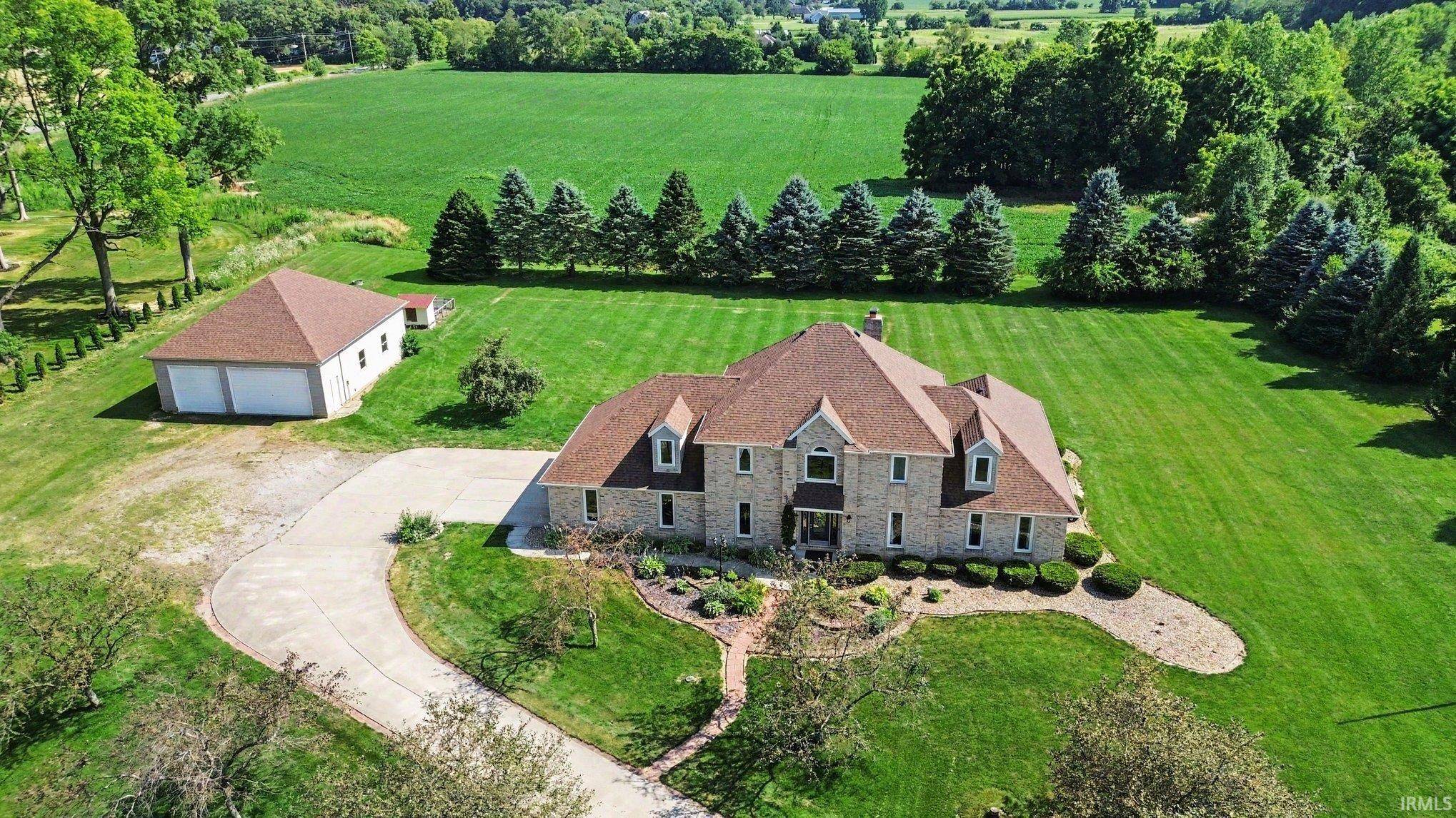 19090 Roosevelt RD, South Bend, IN 46614-9581