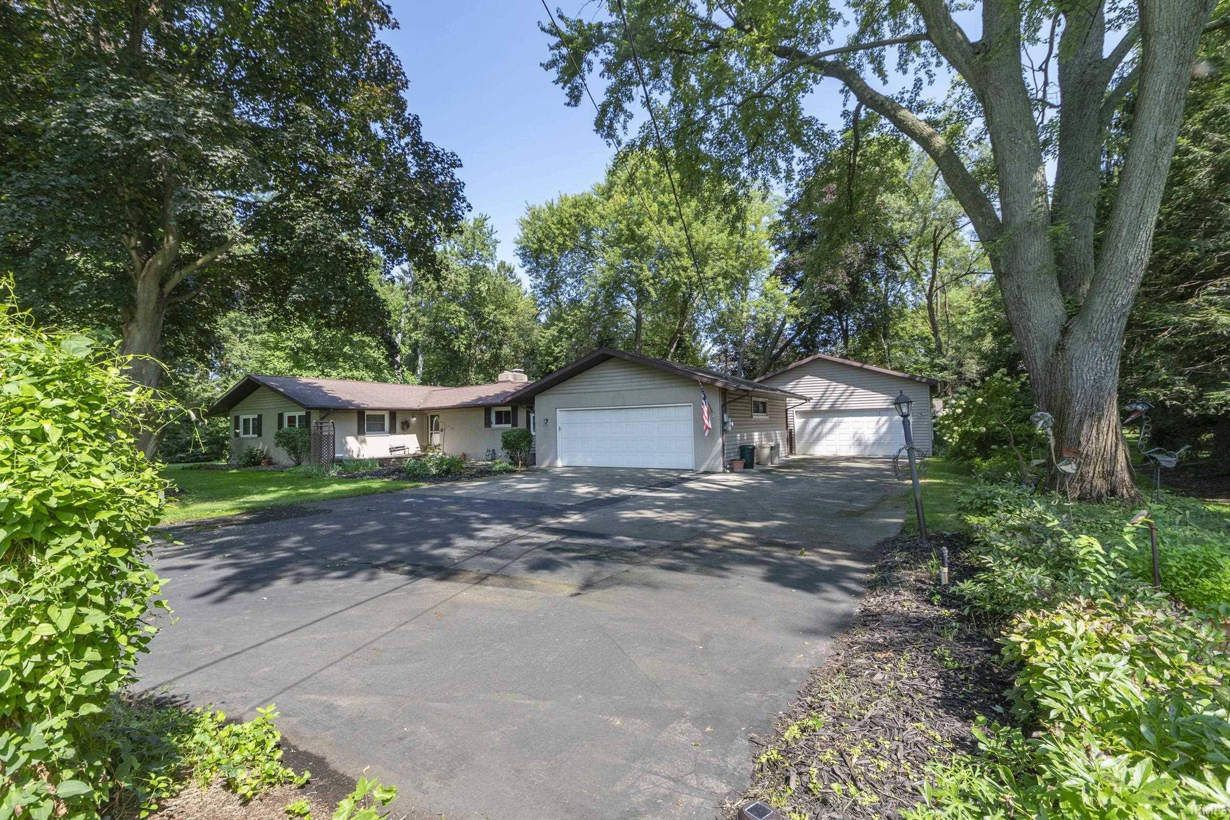 22695 State Road 120 ***, Elkhart, IN 46516-5369