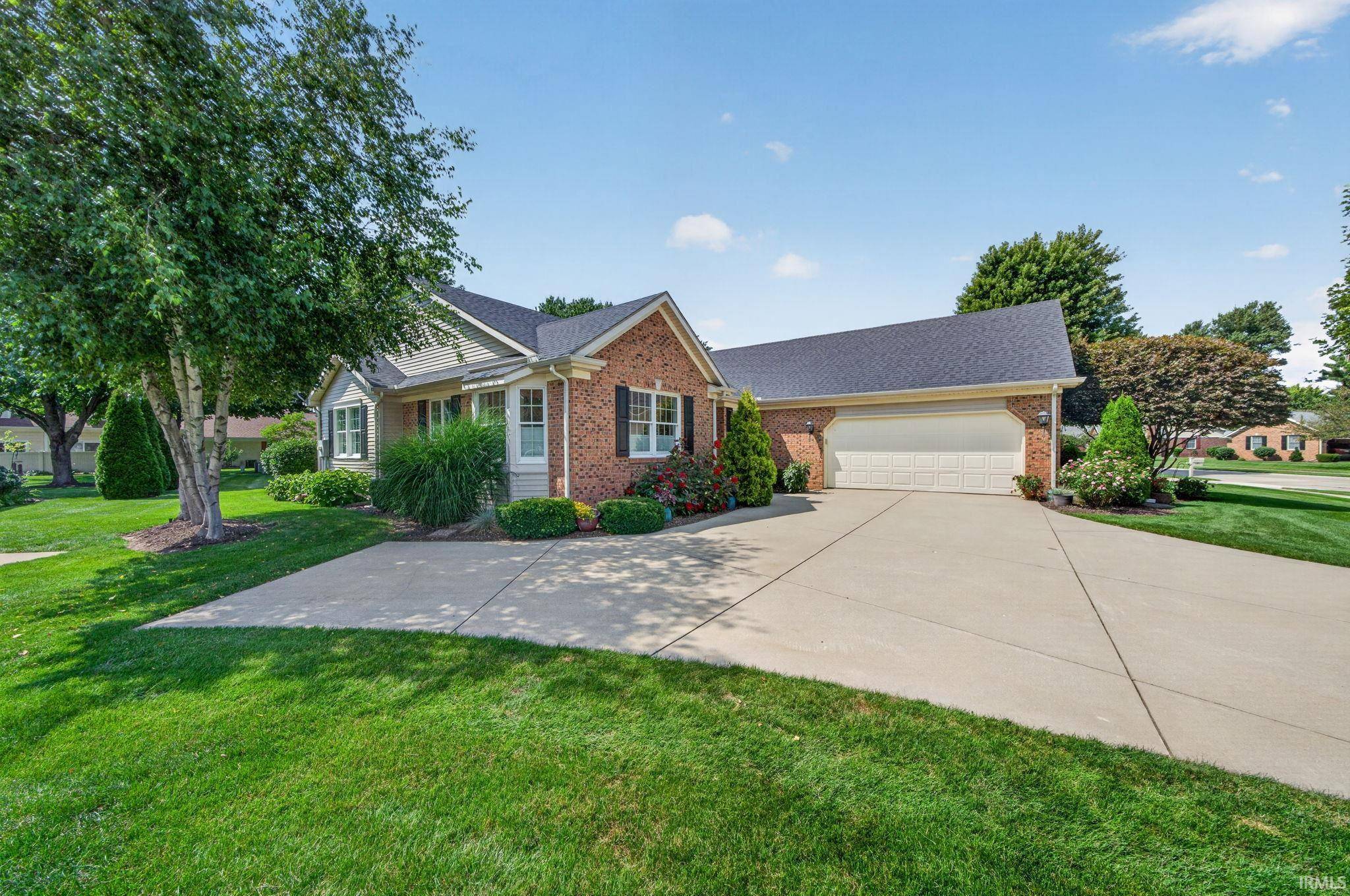 1405 Winsted DR, Goshen, IN 46526-4685