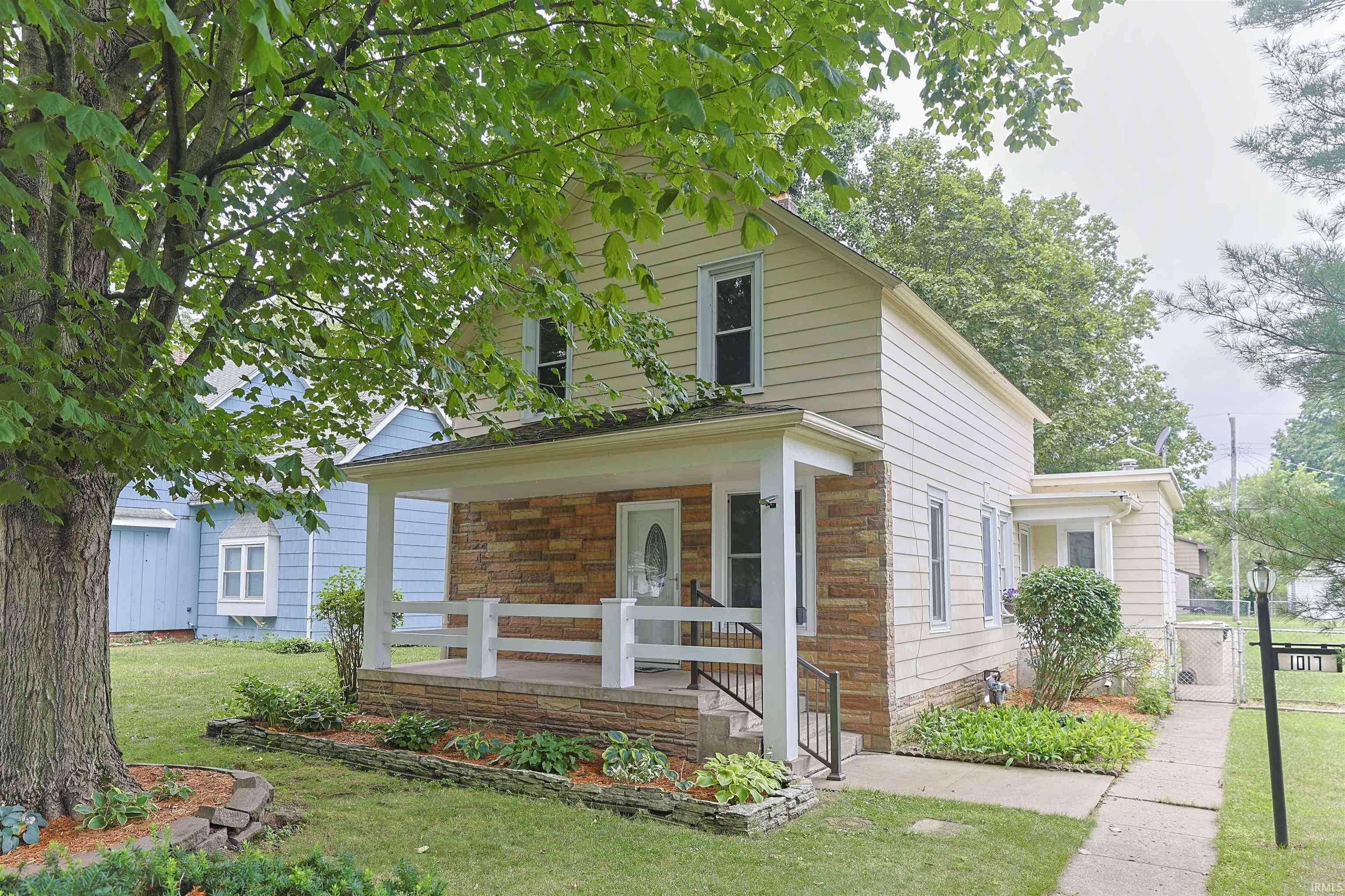 1017 S 26th ST, South Bend, IN 46615