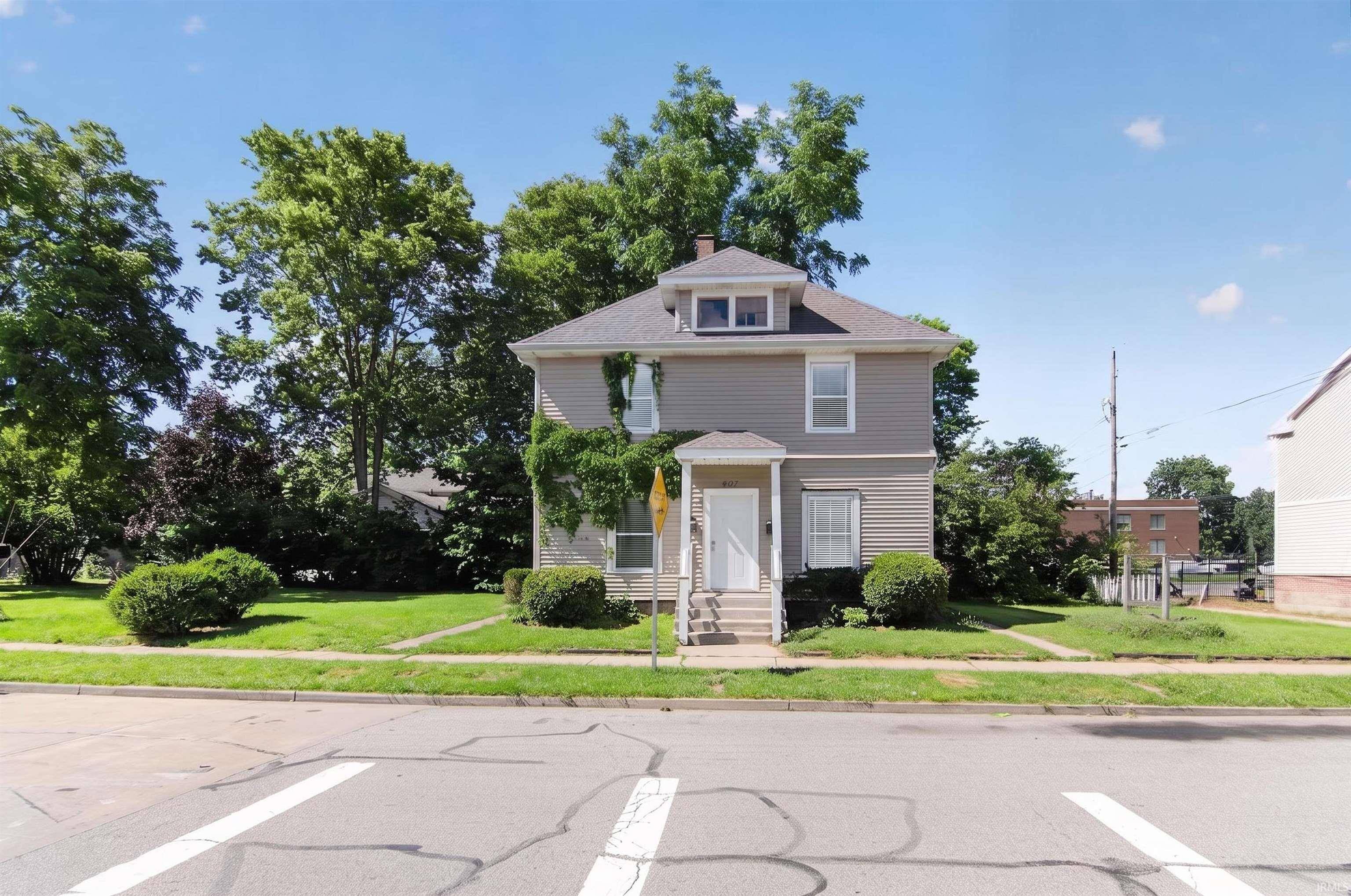 407/411 E South ST, South Bend, IN 46601