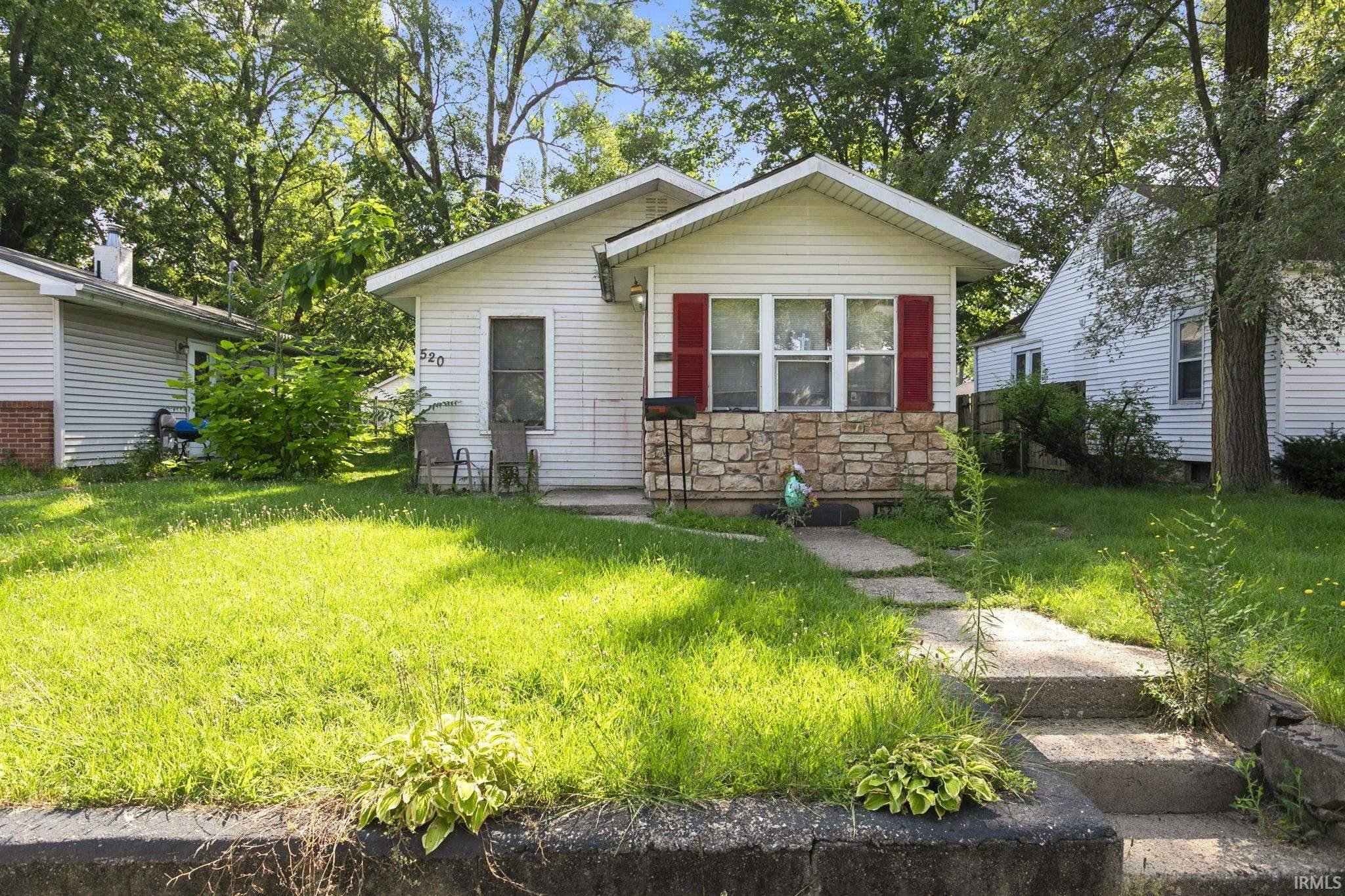 520 S 27th ST, South Bend, IN 46615