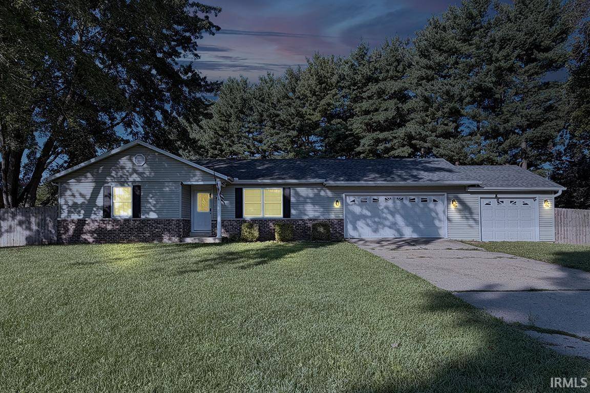 53537 Cleveland Estates DR, Elkhart, IN 46514-8952