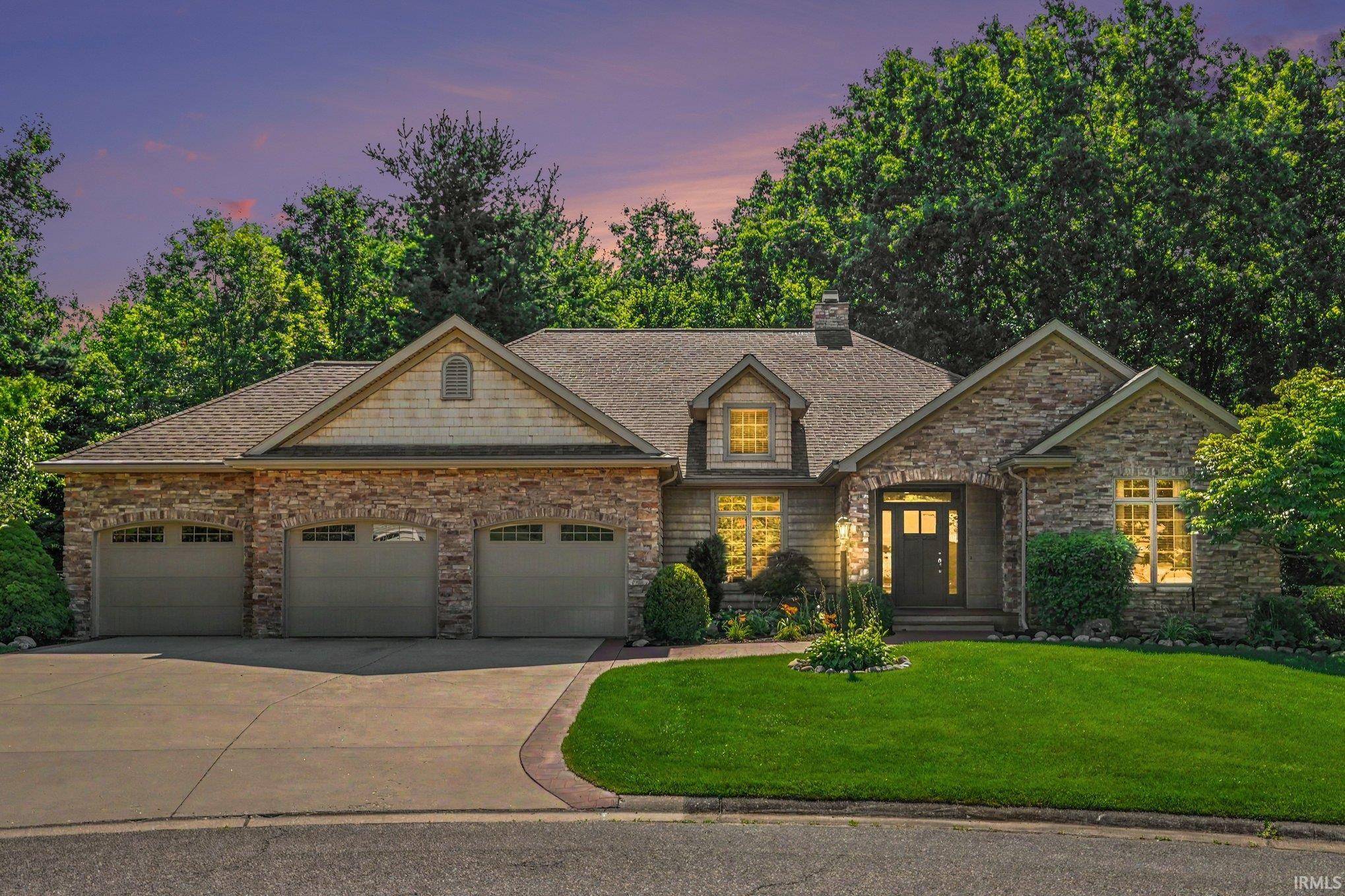 30144 Copperwoods DR, Granger, IN 46530