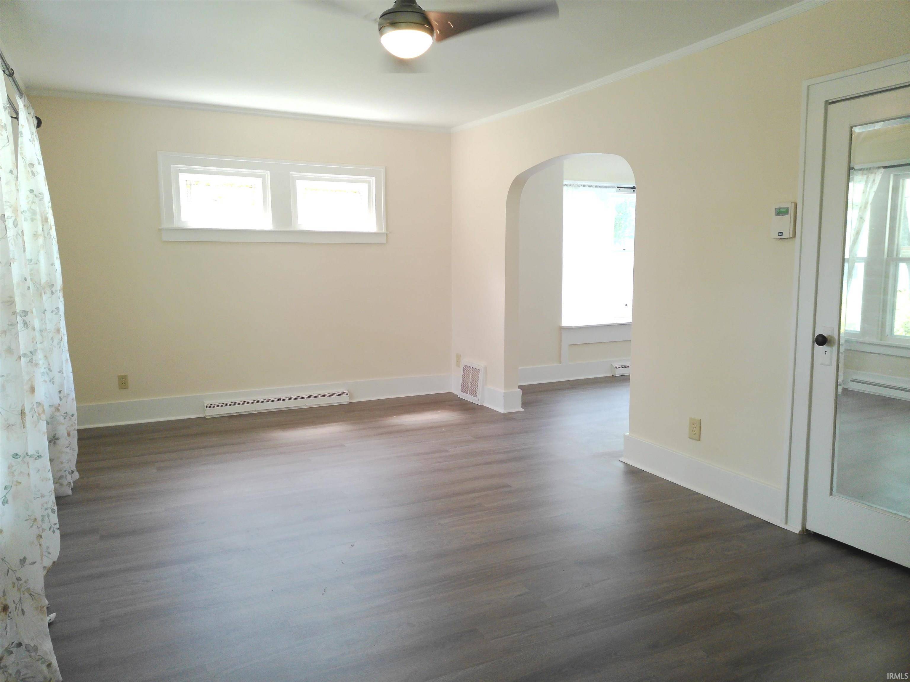 1325 S 32nd ST, South Bend, IN 46615-1909
