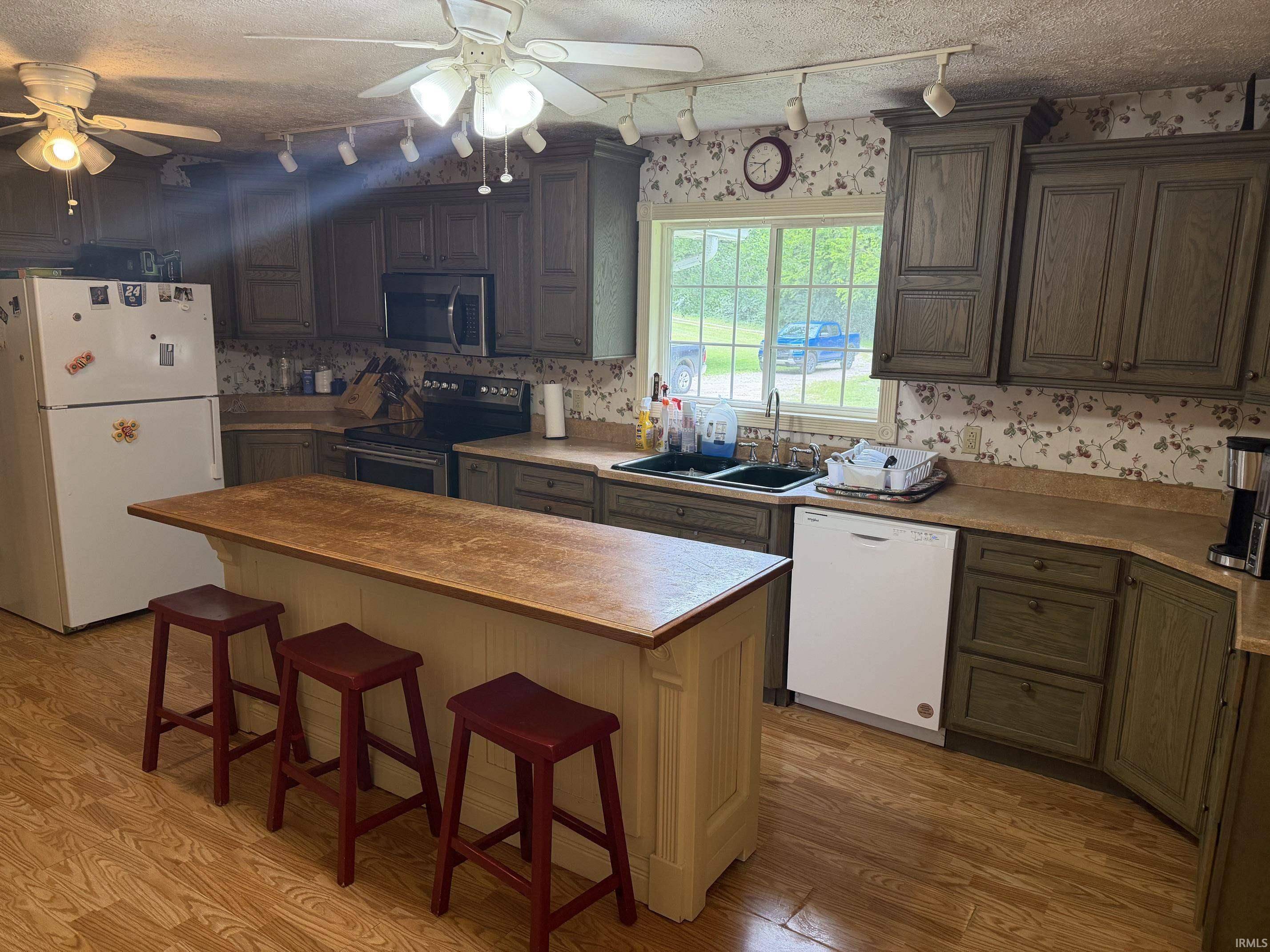 10066 Tulip RD, Plymouth, IN 46563