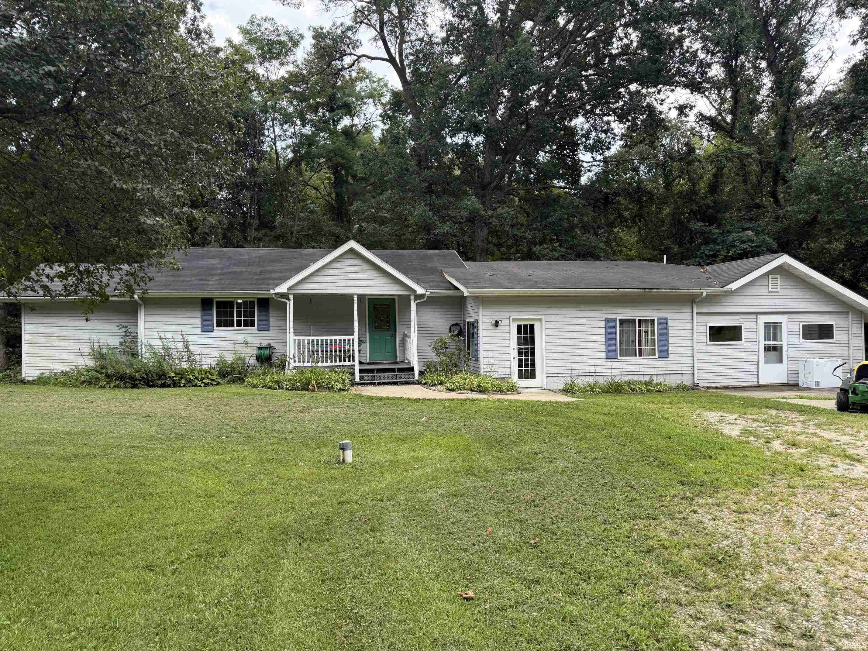 10066 Tulip RD, Plymouth, IN 46563