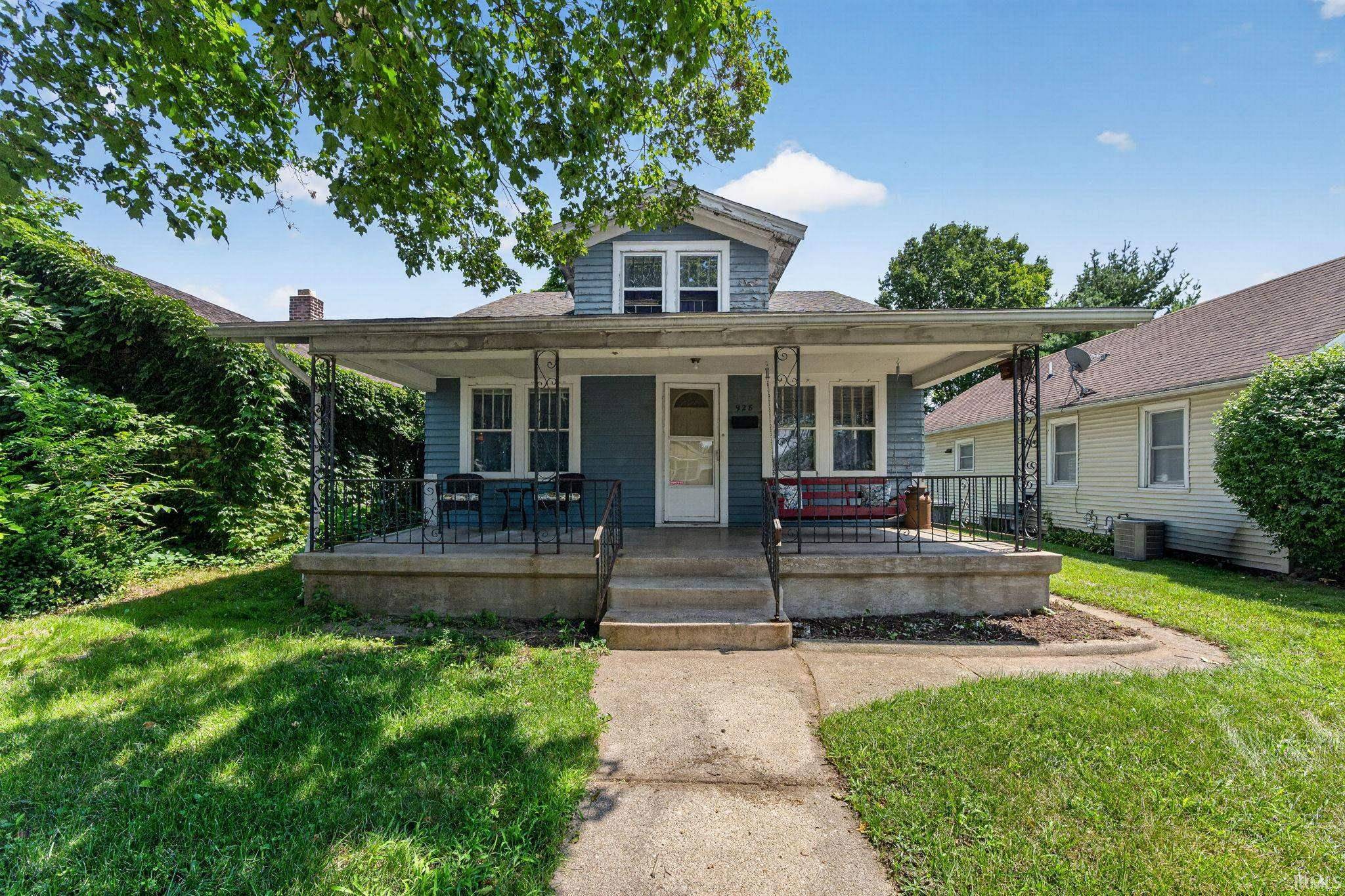 928 Oakland ST, South Bend, IN 46615