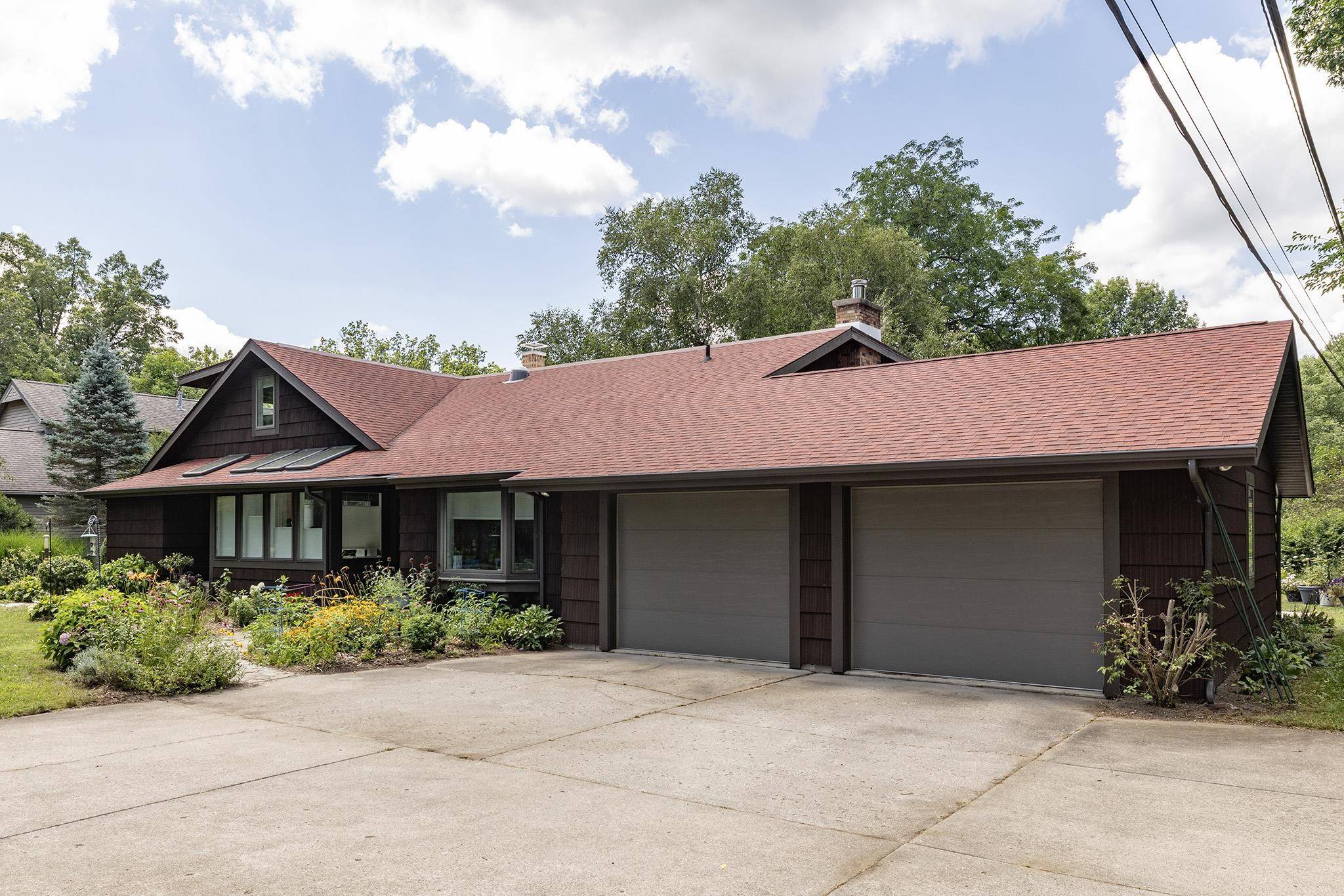 109 Carter RD, Goshen, IN 46526
