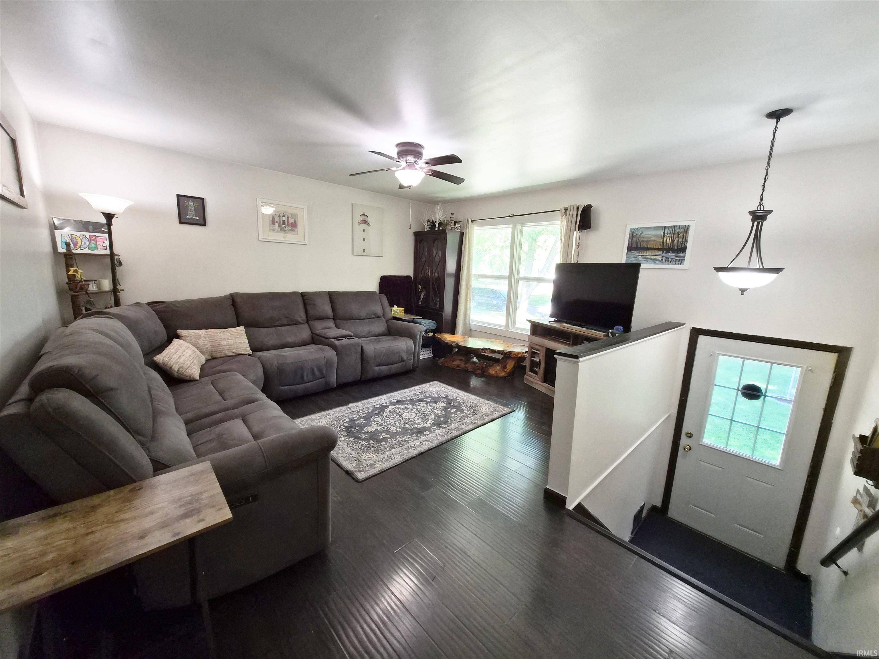 1608 Hickory PL, Goshen, IN 46526