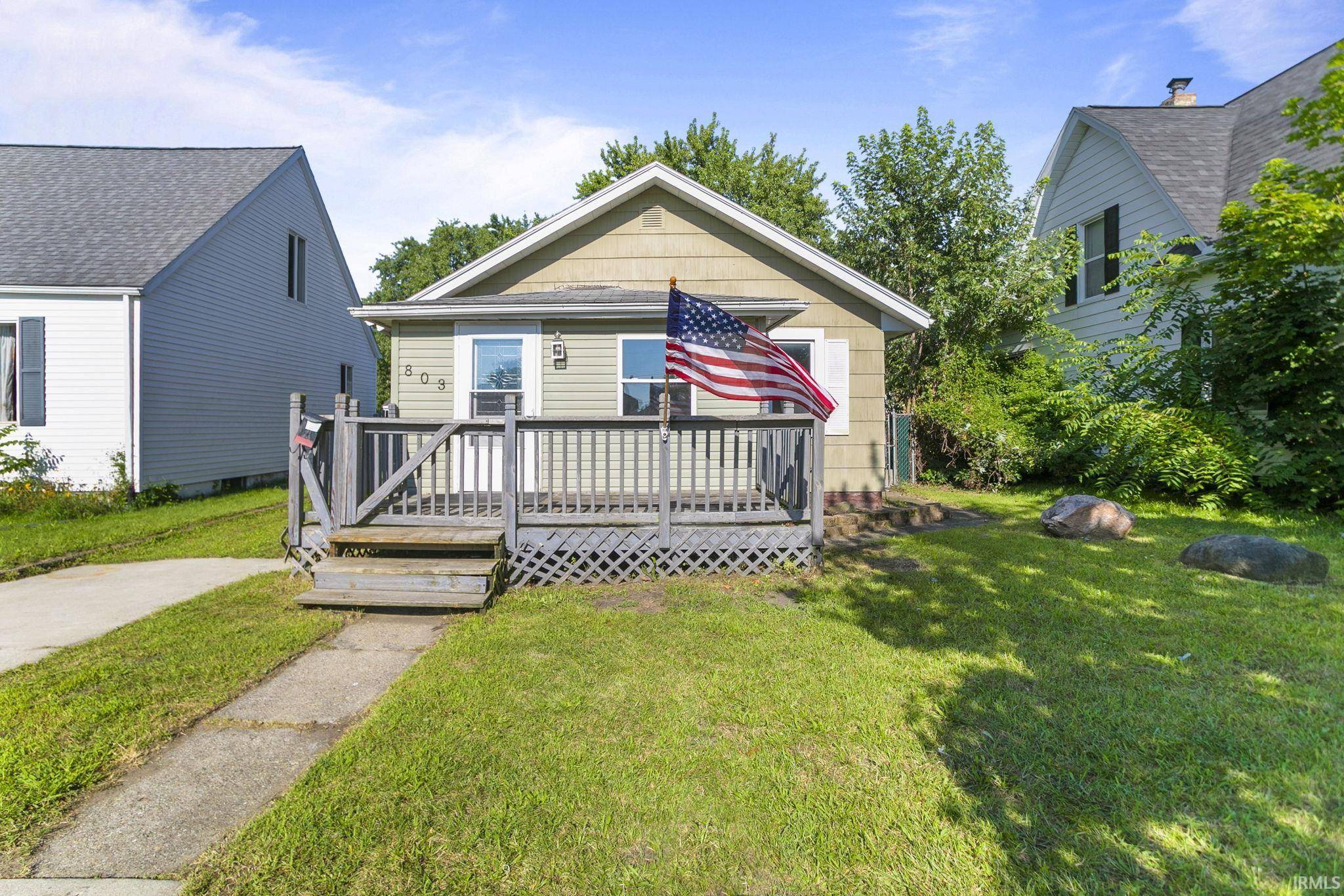 803 Carlton ST, Mishawaka, IN 46544