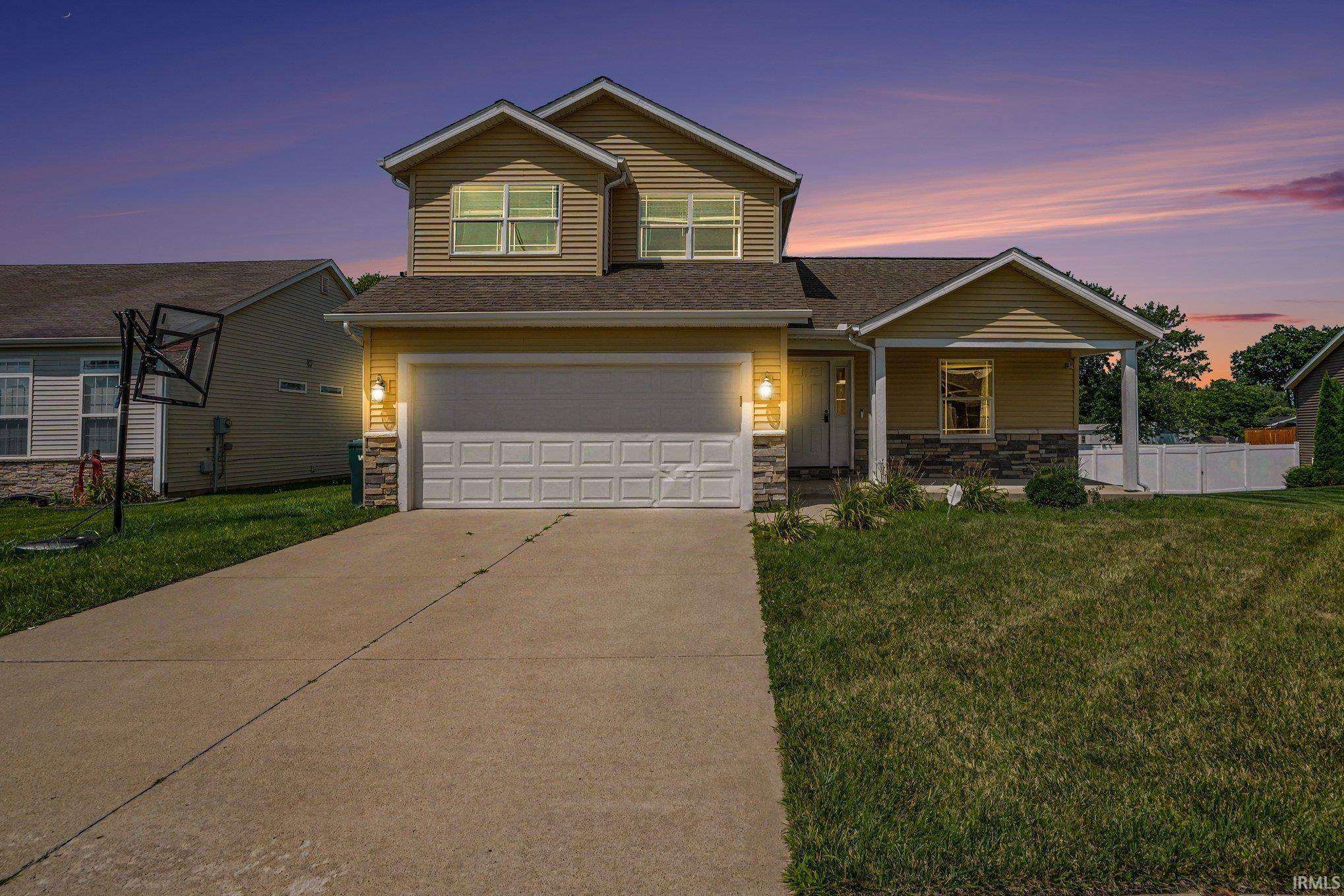 1524 Tall Grass Prairie DR, Mishawaka, IN 46544
