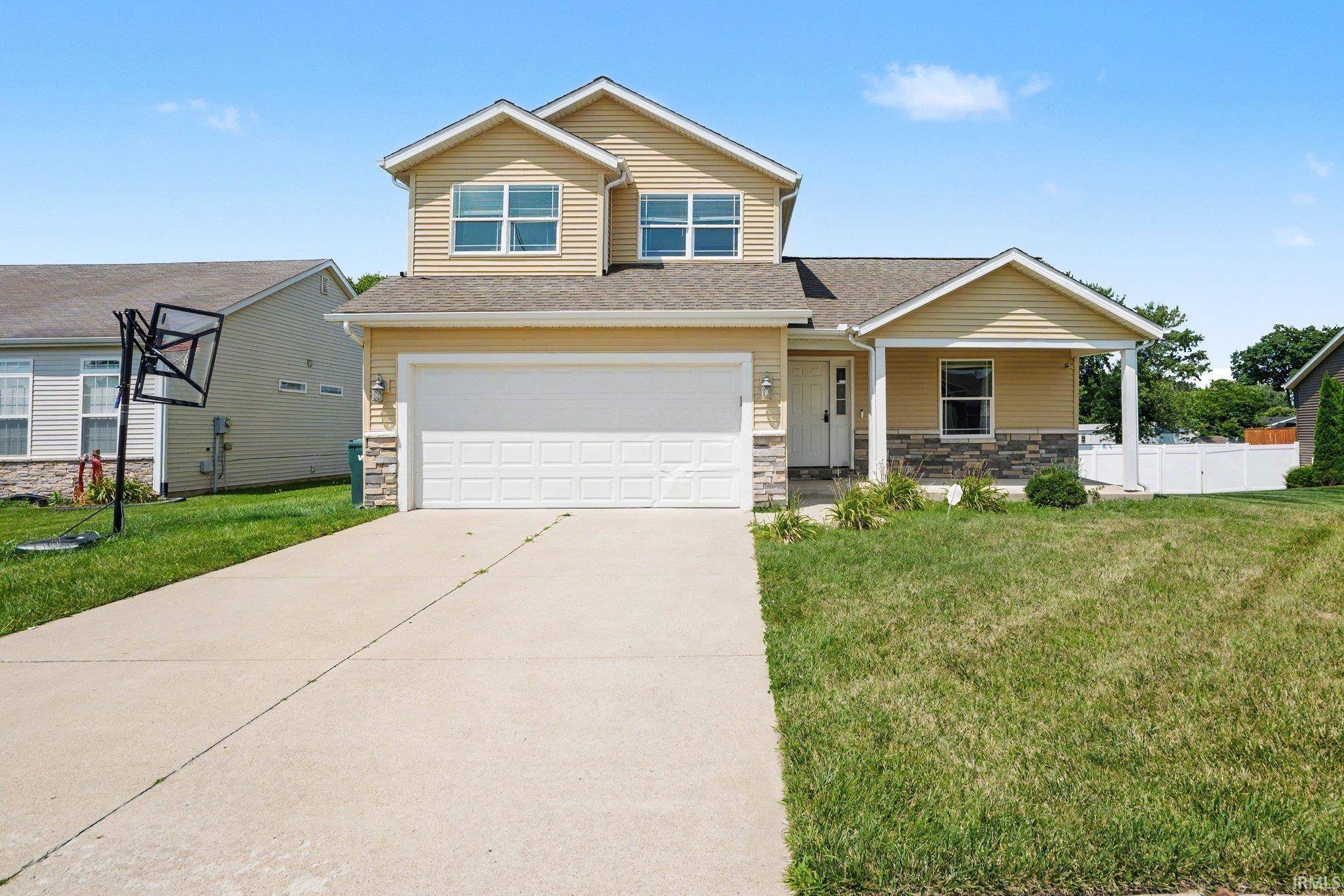 1524 Tall Grass Prairie DR, Mishawaka, IN 46544