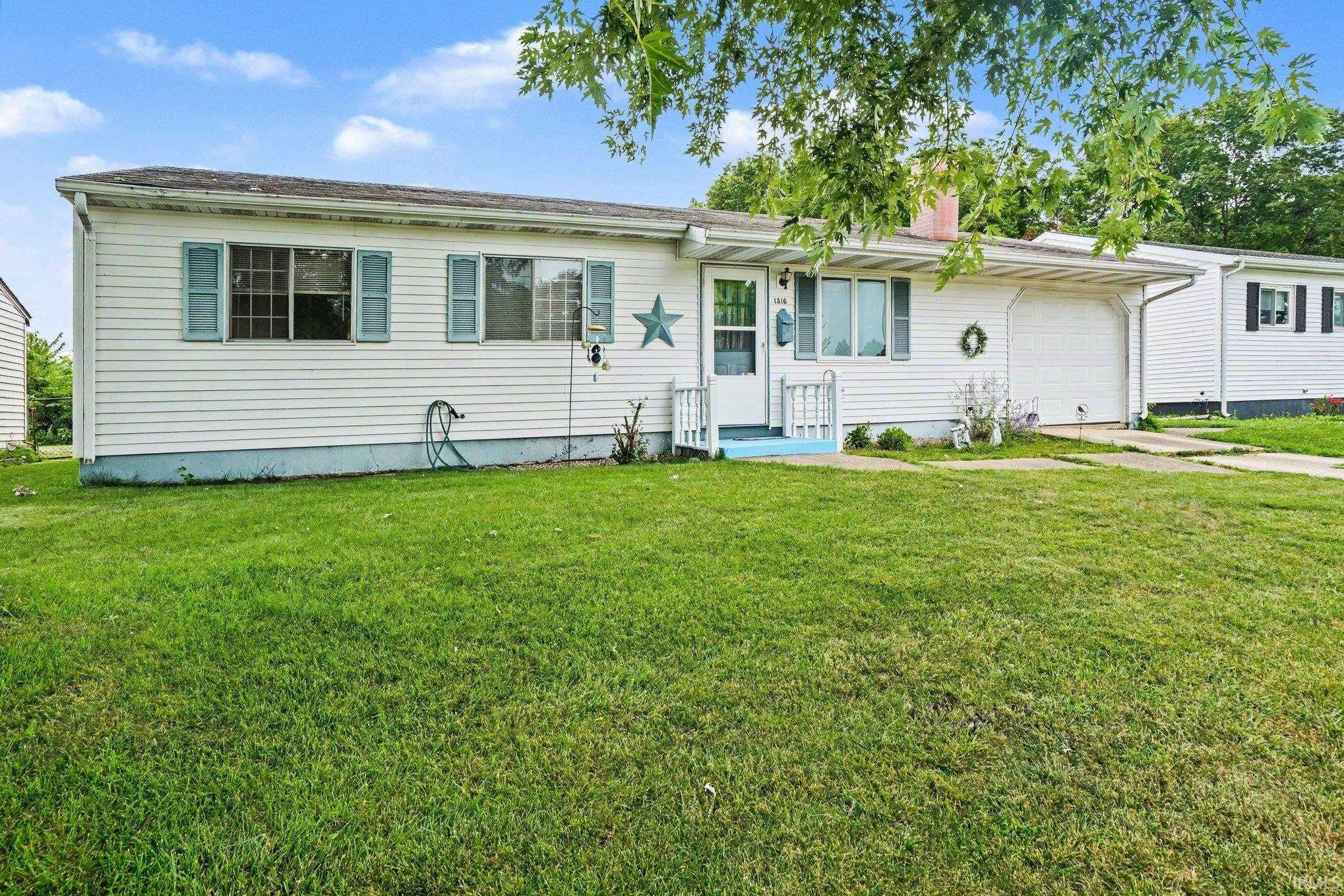 1316 Michigan AVE, Mishawaka, IN 46544