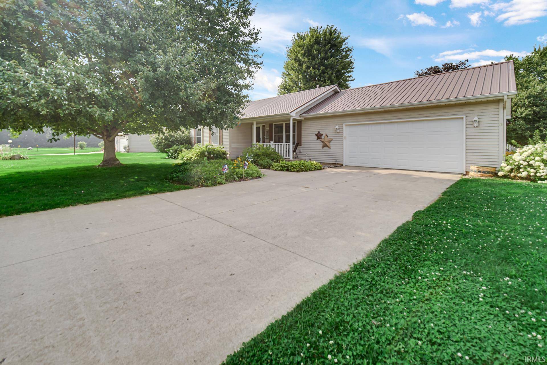 11911 Ridgeview DR, Plymouth, IN 46563